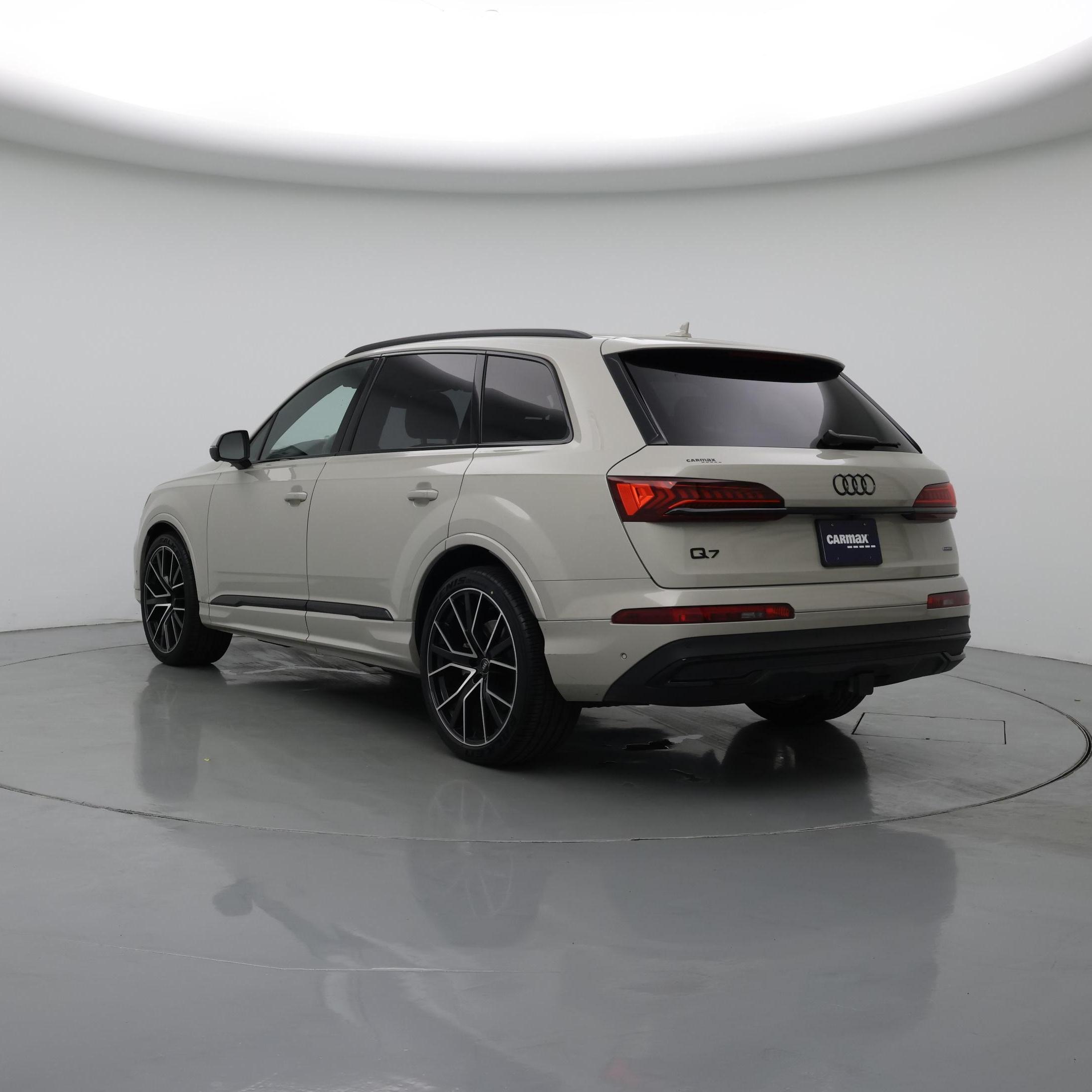 Thumbnail: 2022 Audi Q7 - 2