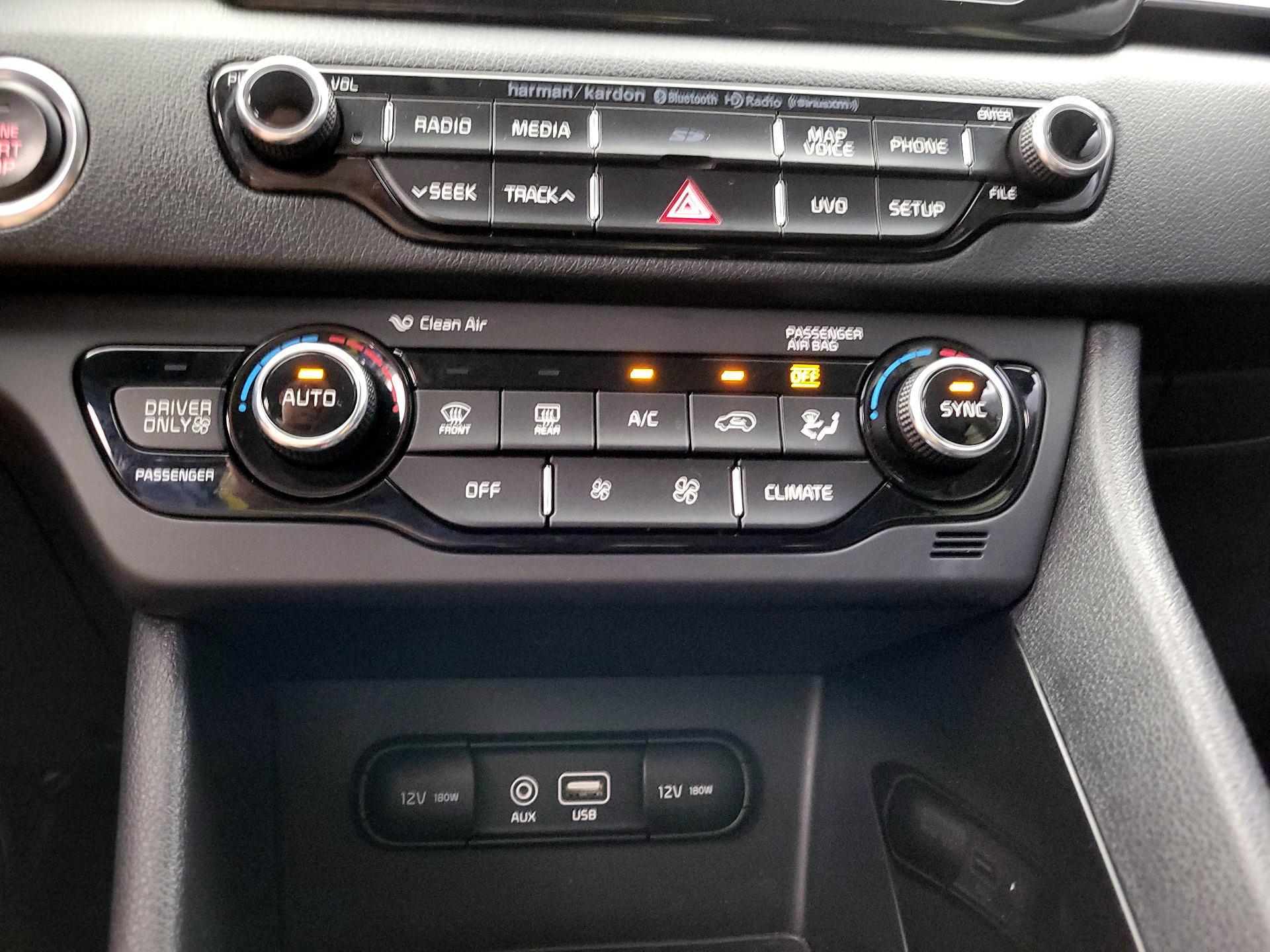 Thumbnail: 2017 Kia Niro - 17