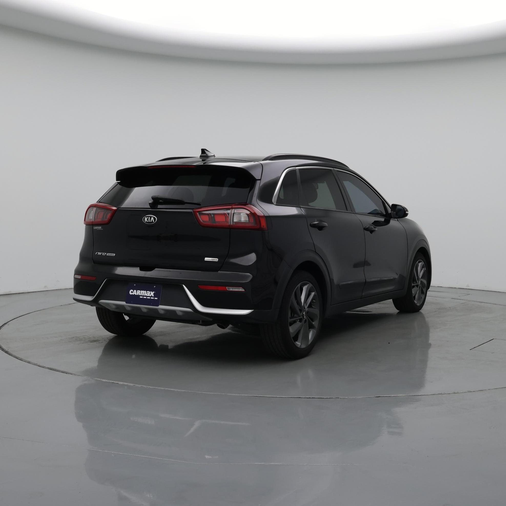Thumbnail: 2017 Kia Niro - 8