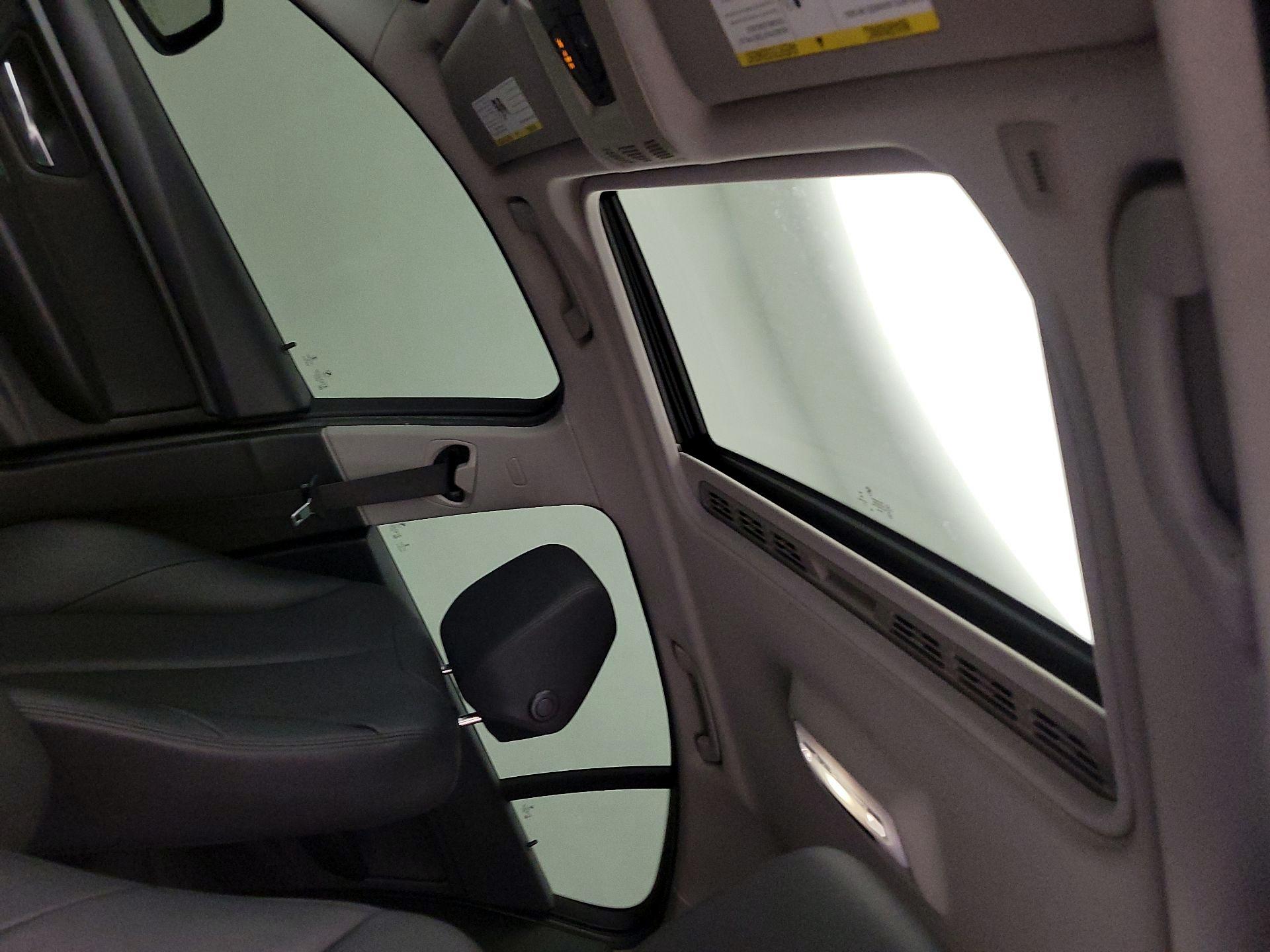 Thumbnail: 2015 BMW 3 Series - 18