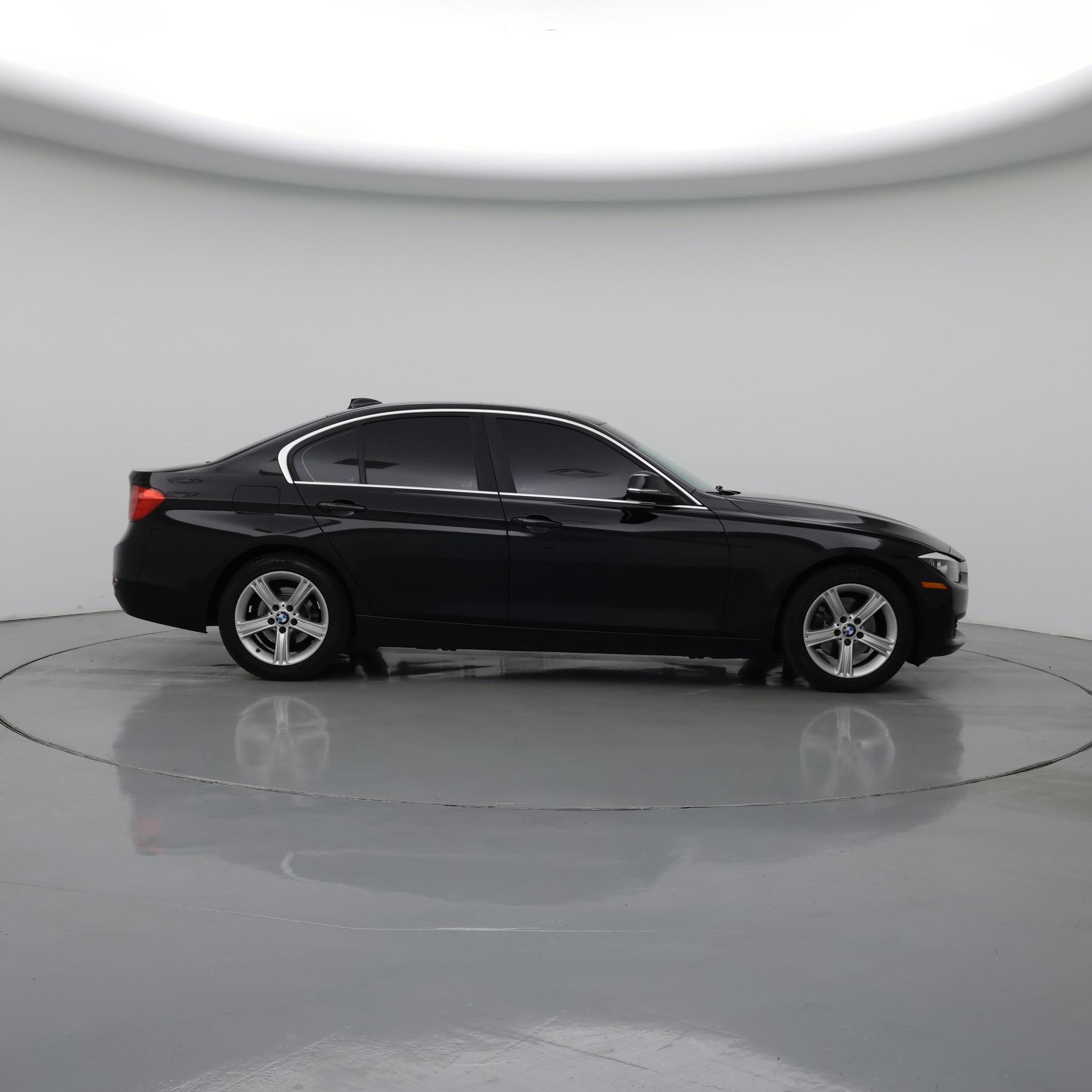 Thumbnail: 2015 BMW 3 Series - 7