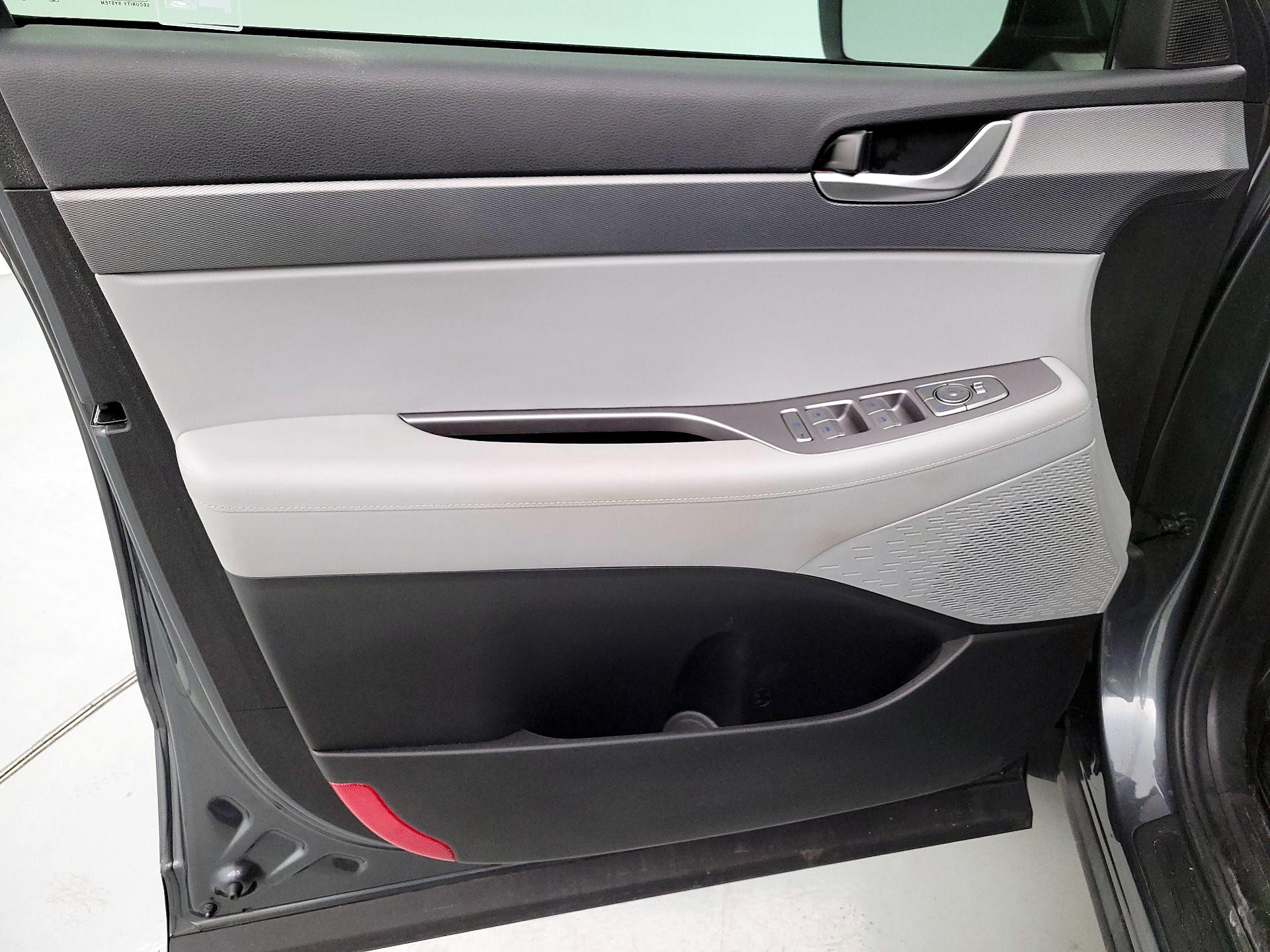 Thumbnail: 2021 Hyundai Palisade - 12