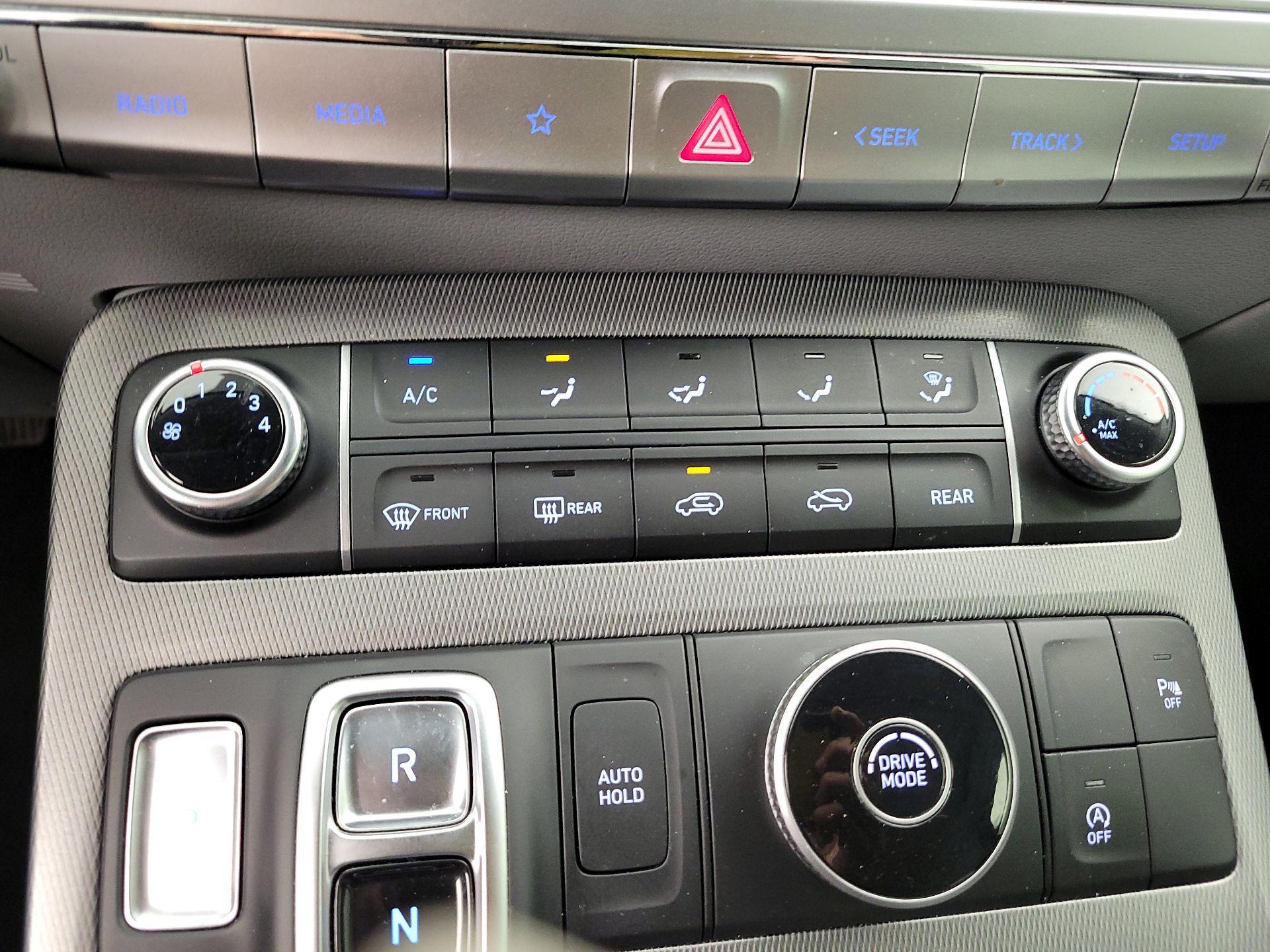 Thumbnail: 2021 Hyundai Palisade - 16