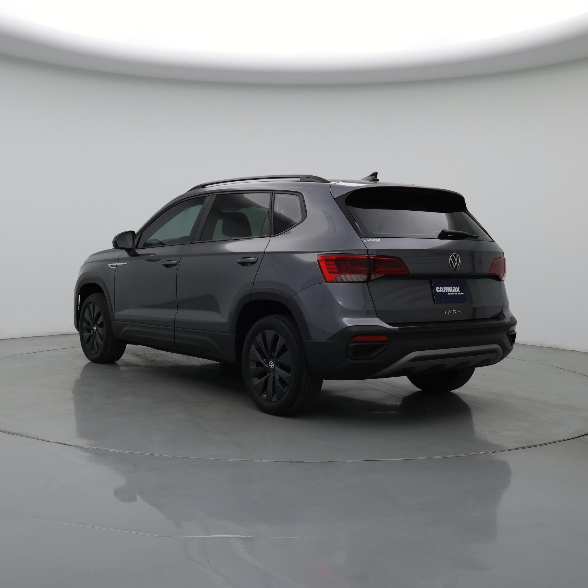 Thumbnail: 2022 Volkswagen Taos - 2