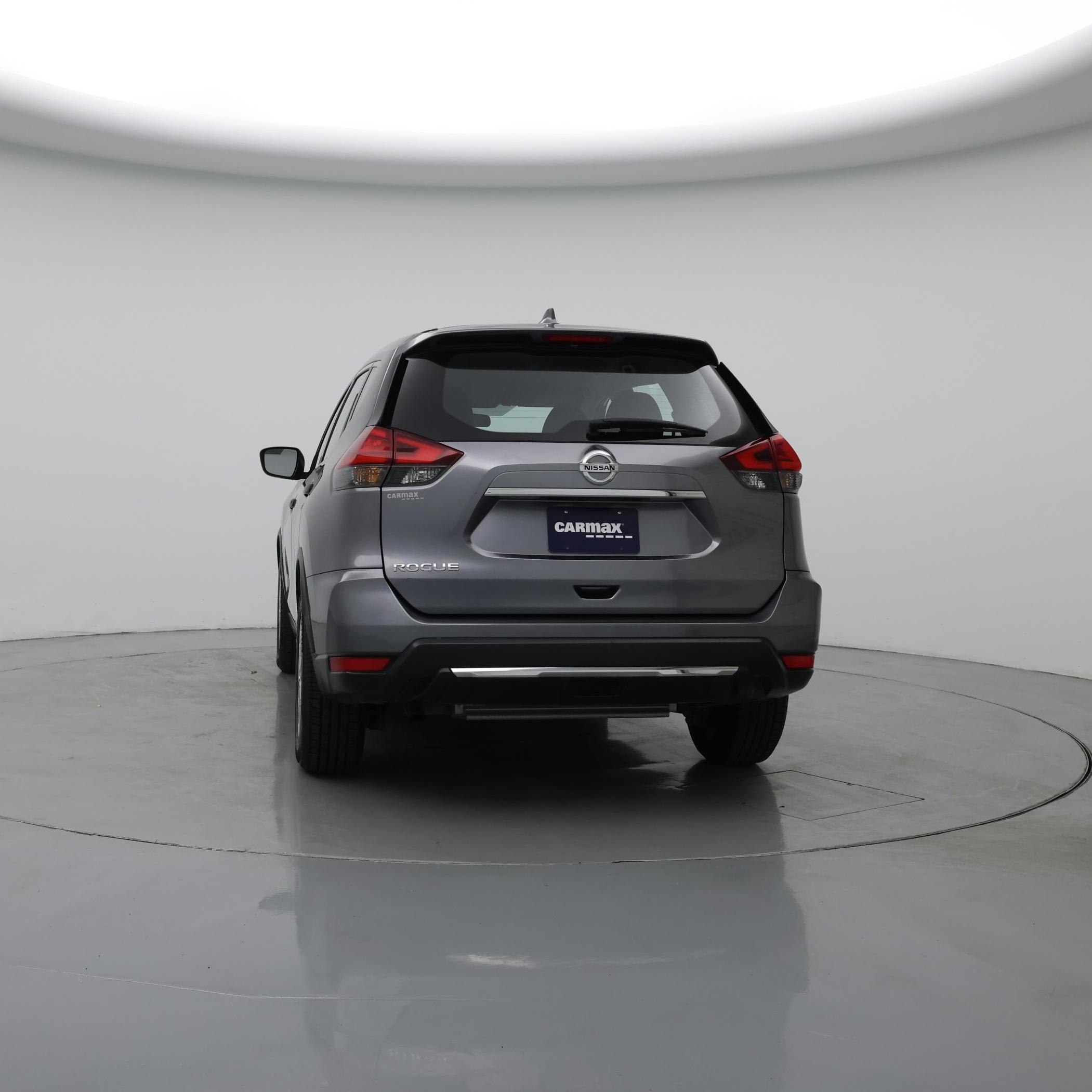 Thumbnail: 2017 Nissan Rogue - 6