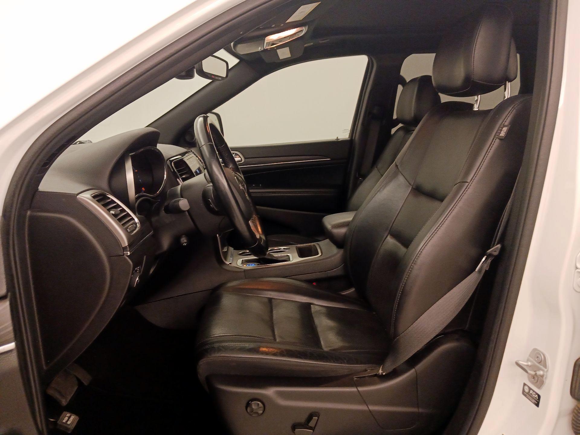 Thumbnail: 2021 Jeep Grand Cherokee - 11