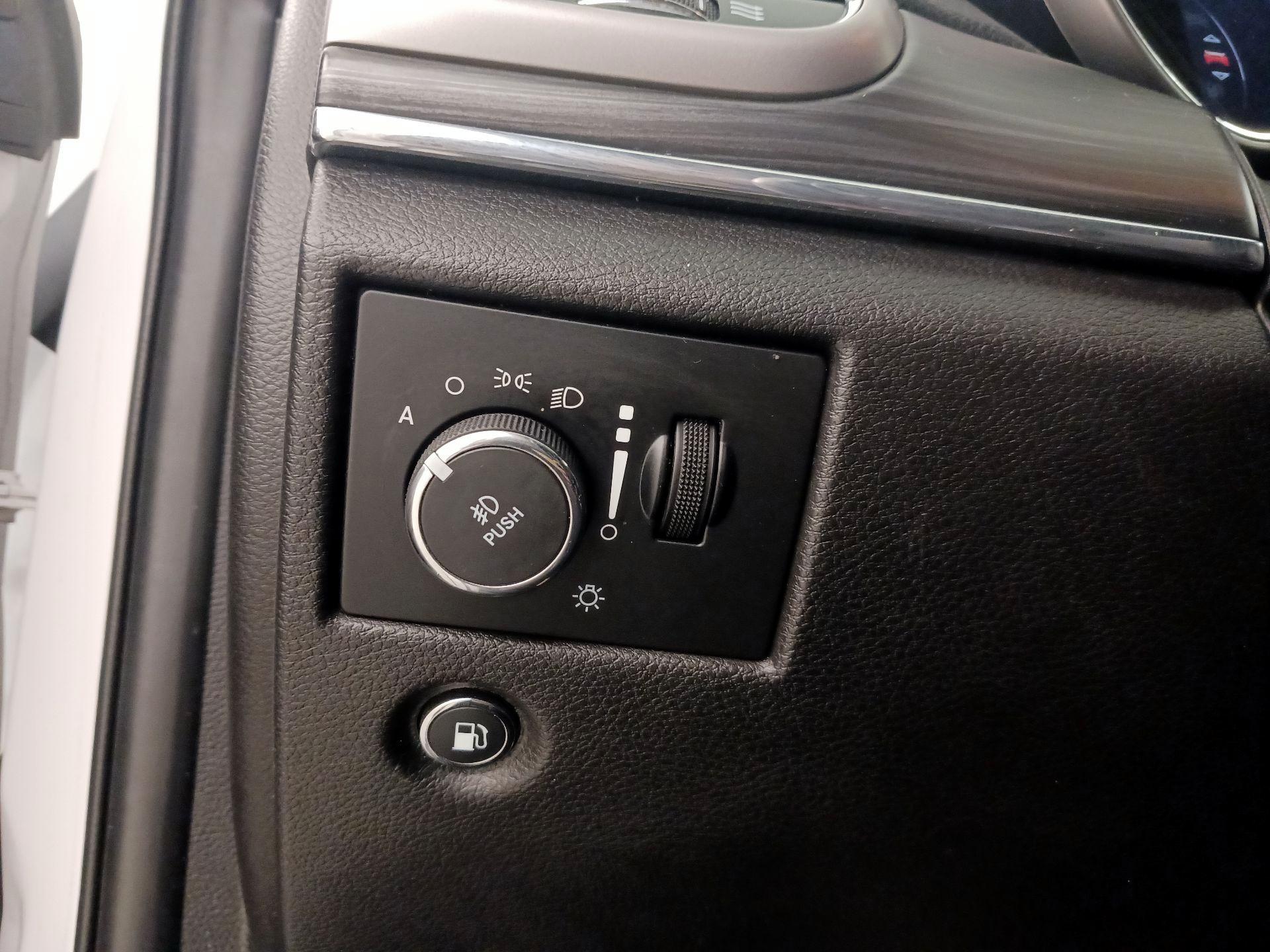 Thumbnail: 2021 Jeep Grand Cherokee - 13