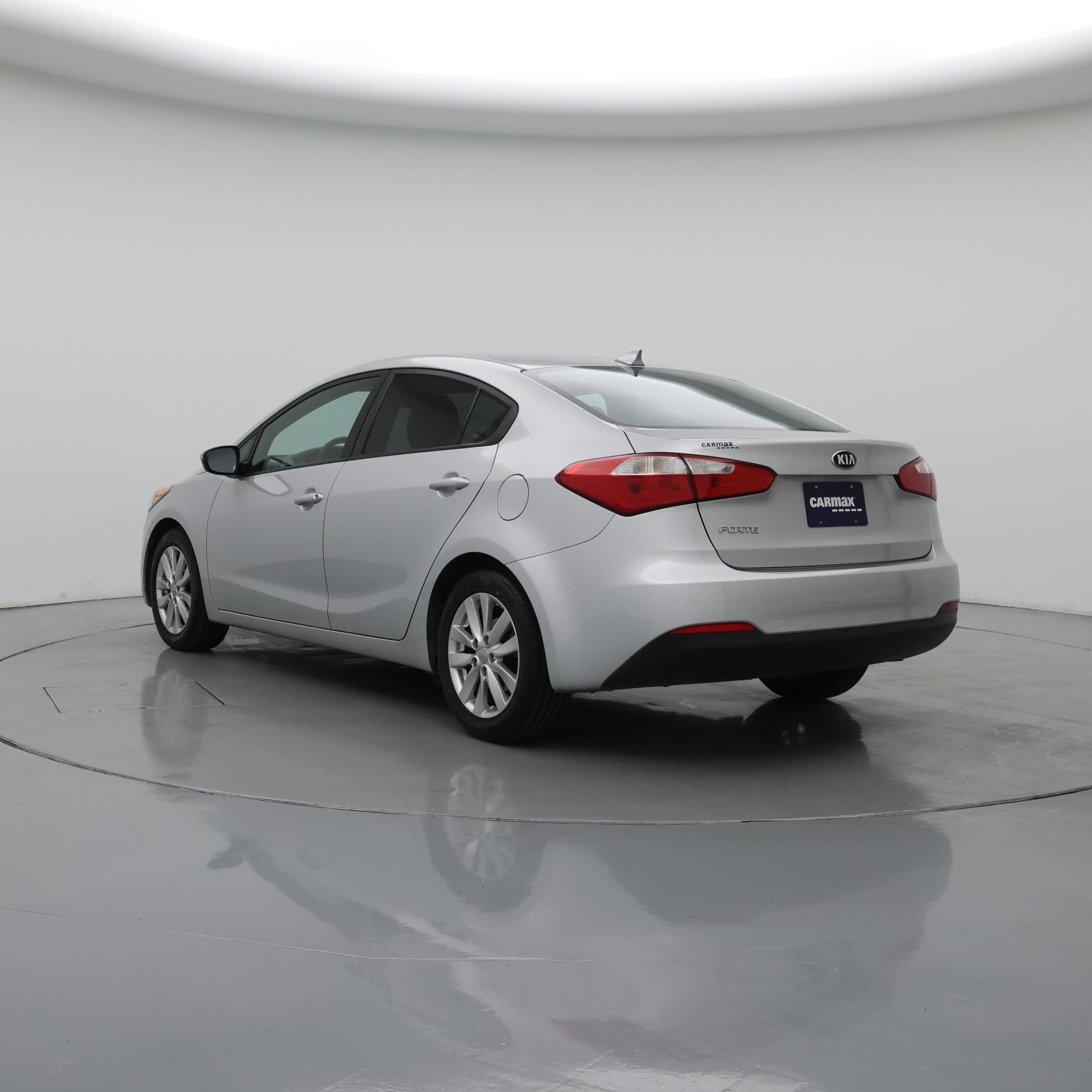 Thumbnail: 2015 Kia Forte - 2