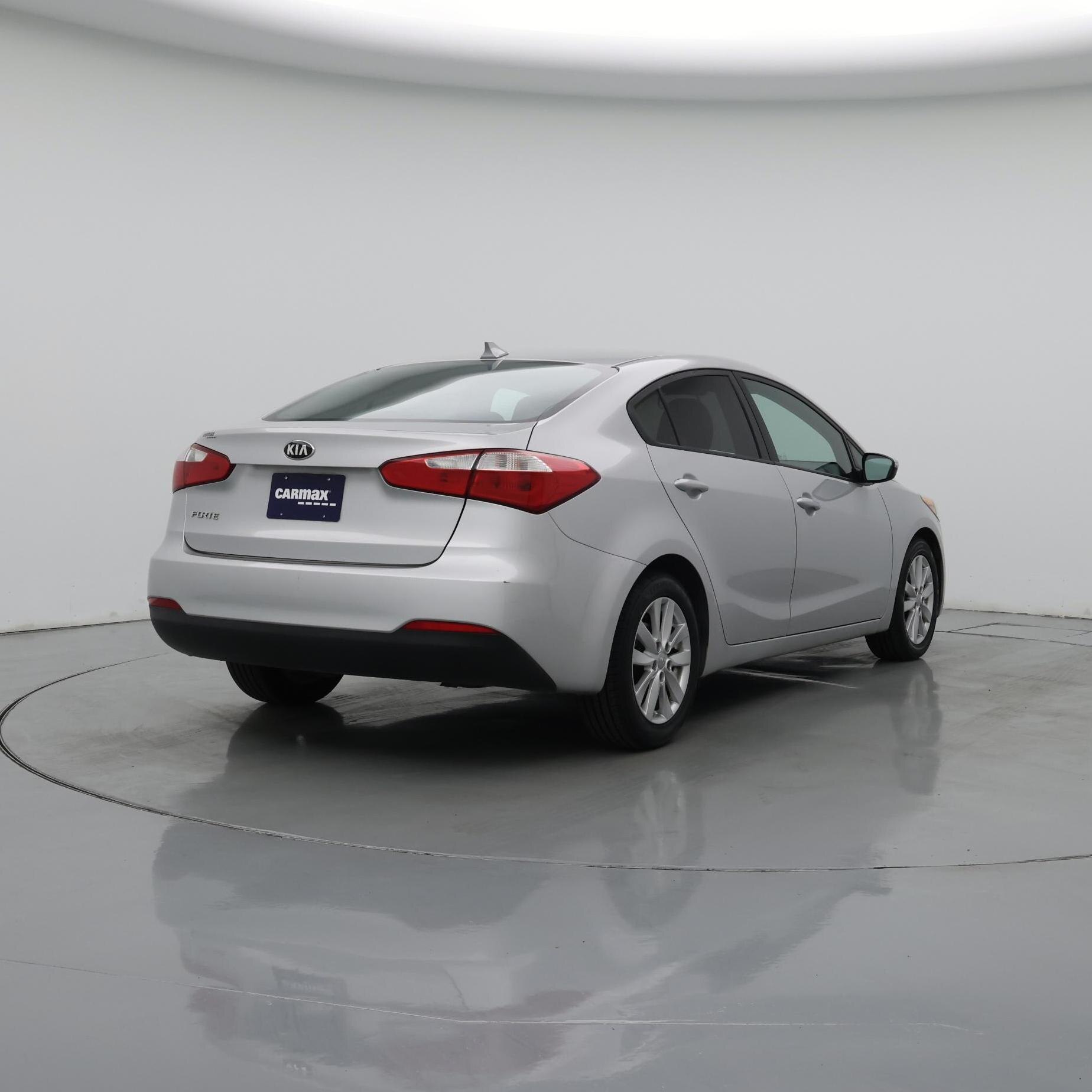 Thumbnail: 2015 Kia Forte - 8