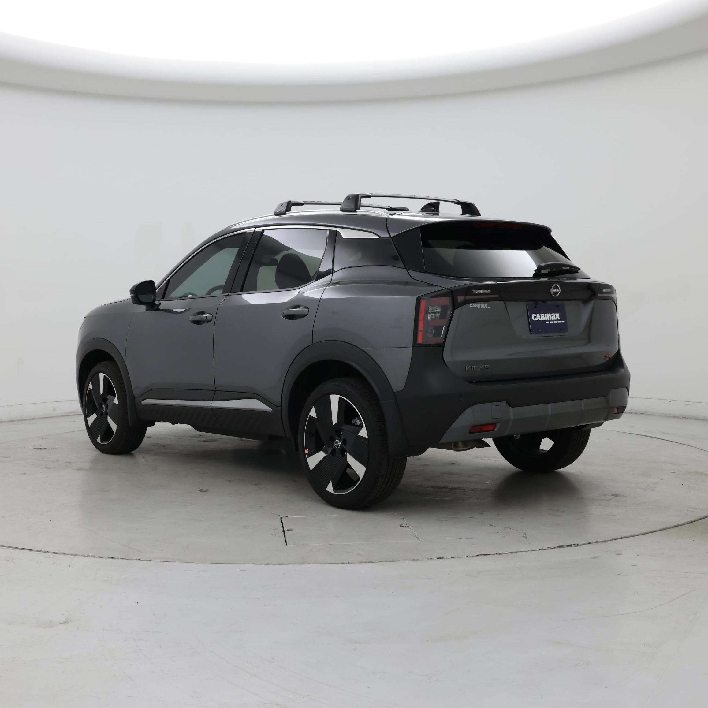 Thumbnail: 2026 Nissan Kicks - 2