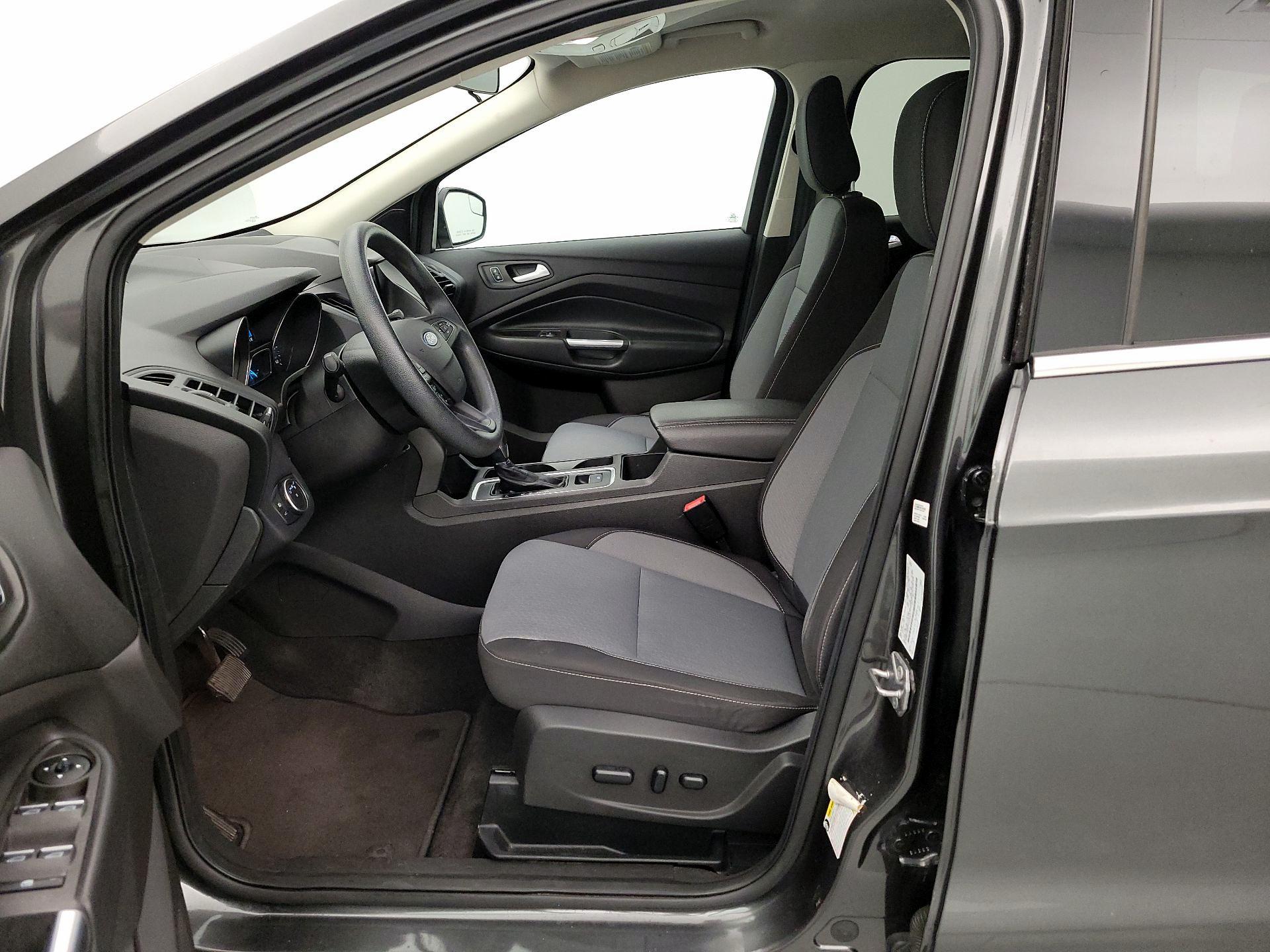 Thumbnail: 2019 Ford Escape - 11