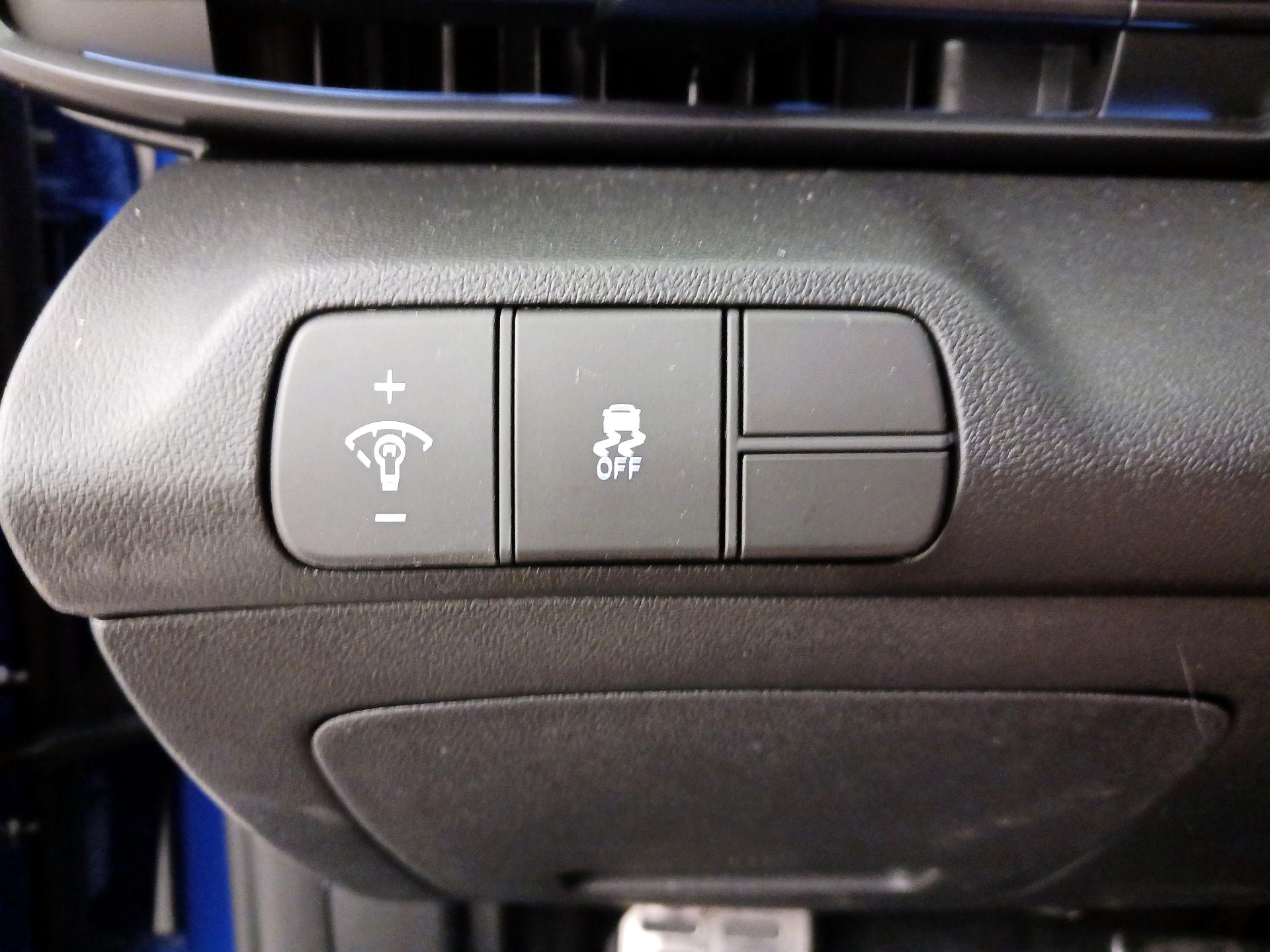 Thumbnail: 2025 Hyundai Elantra - 13