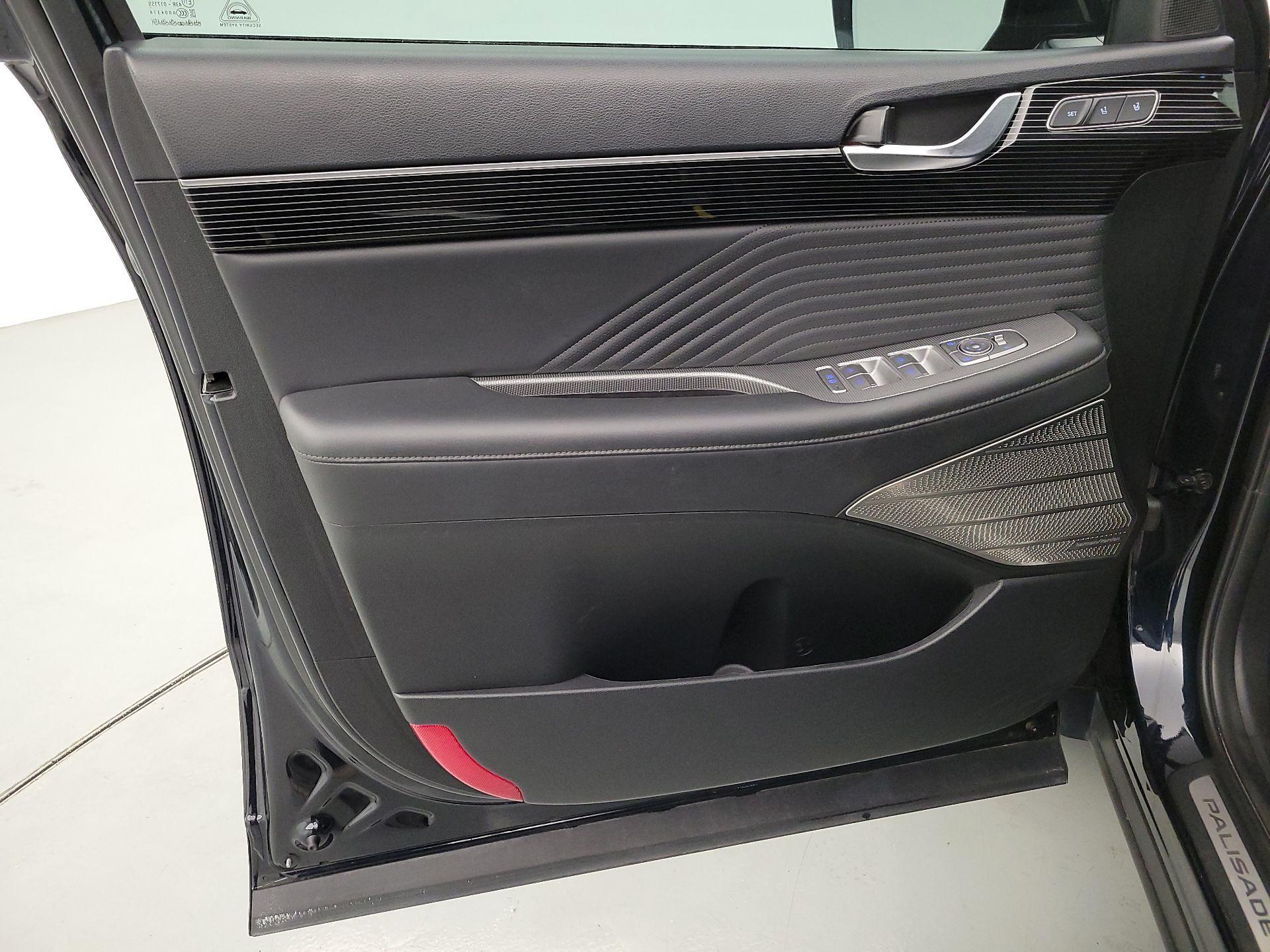 Thumbnail: 2023 Hyundai Palisade - 12