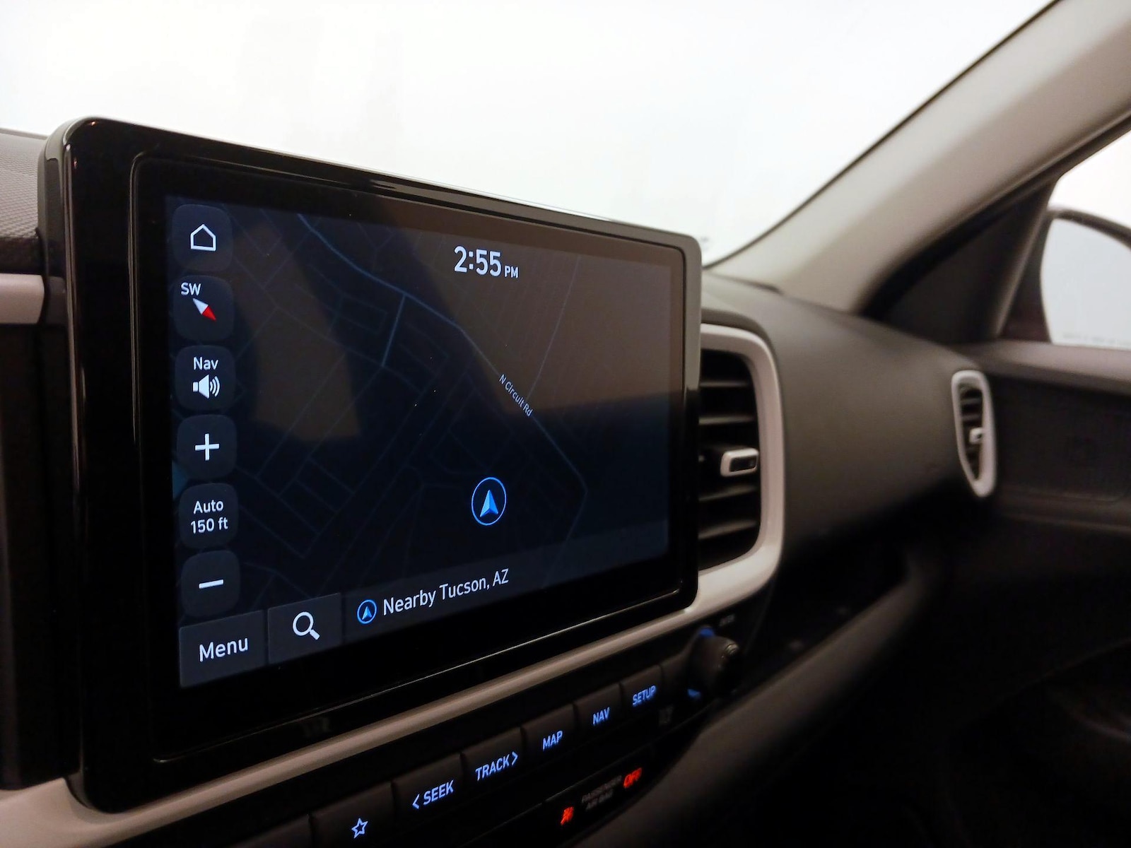 2025 Hyundai Venue Limited - Photo 15