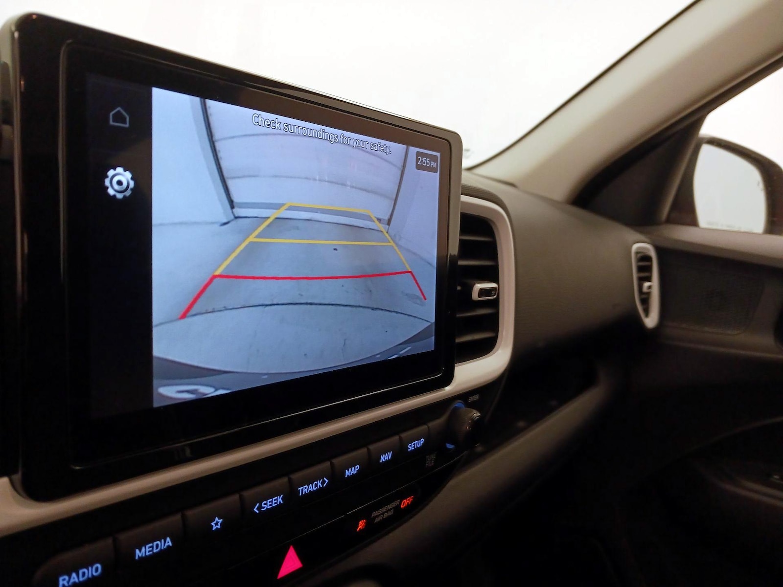 2025 Hyundai Venue Limited - Photo 16