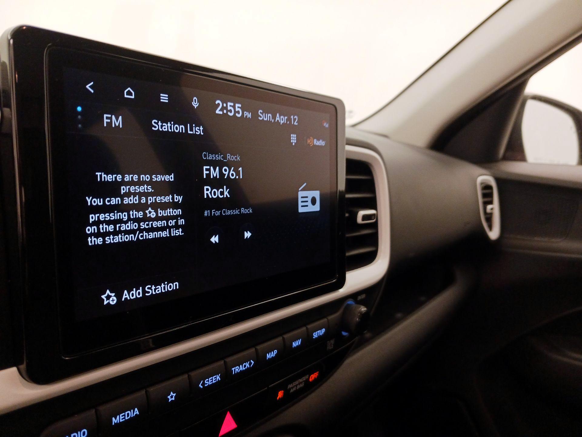 Thumbnail: 2025 Hyundai Venue - 16