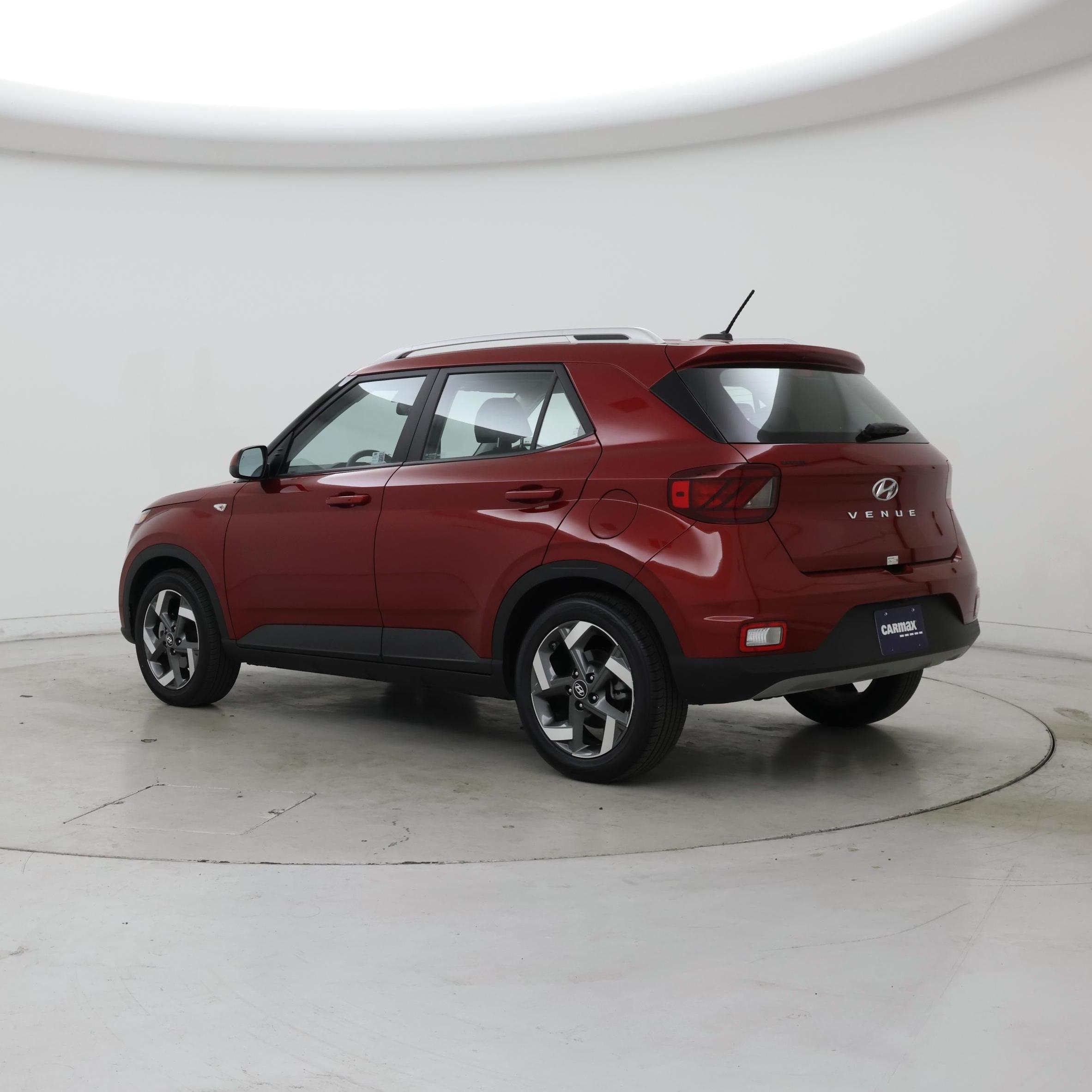 Thumbnail: 2025 Hyundai Venue - 2