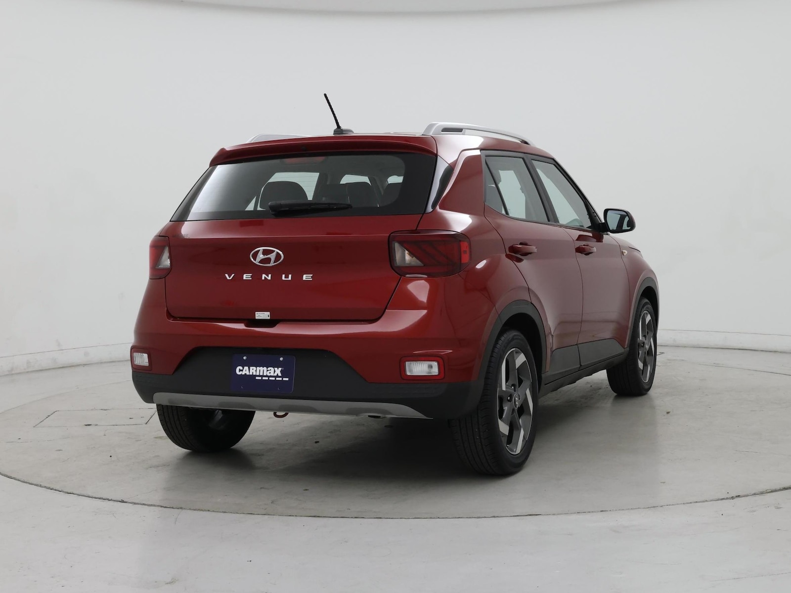 2025 Hyundai Venue Limited - Photo 9
