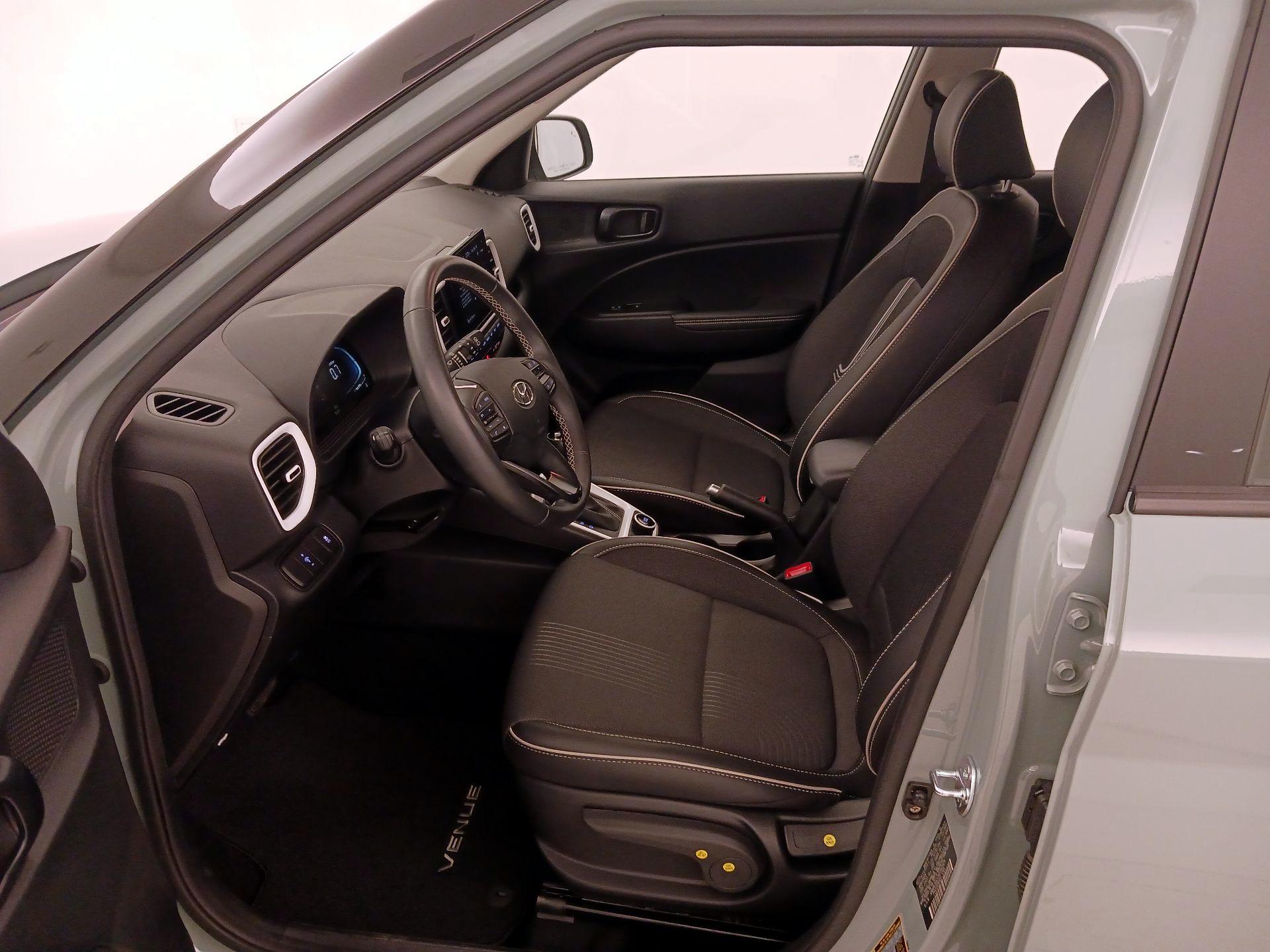 Thumbnail: 2025 Hyundai Venue - 11