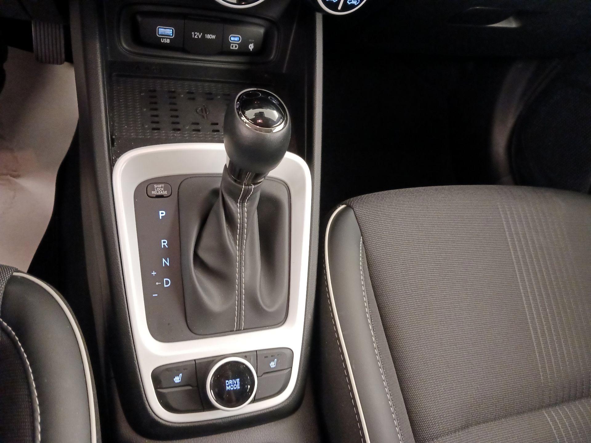 Thumbnail: 2025 Hyundai Venue - 18