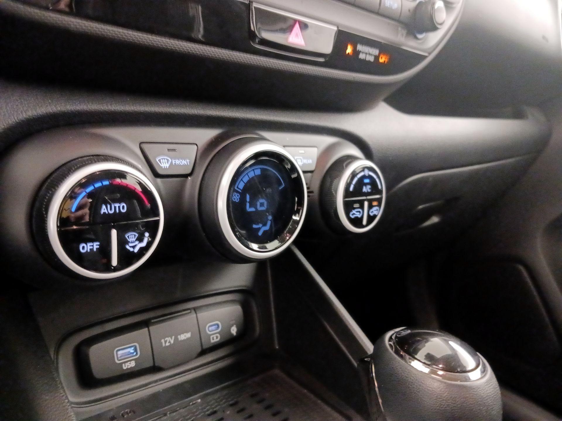 Thumbnail: 2025 Hyundai Venue - 17