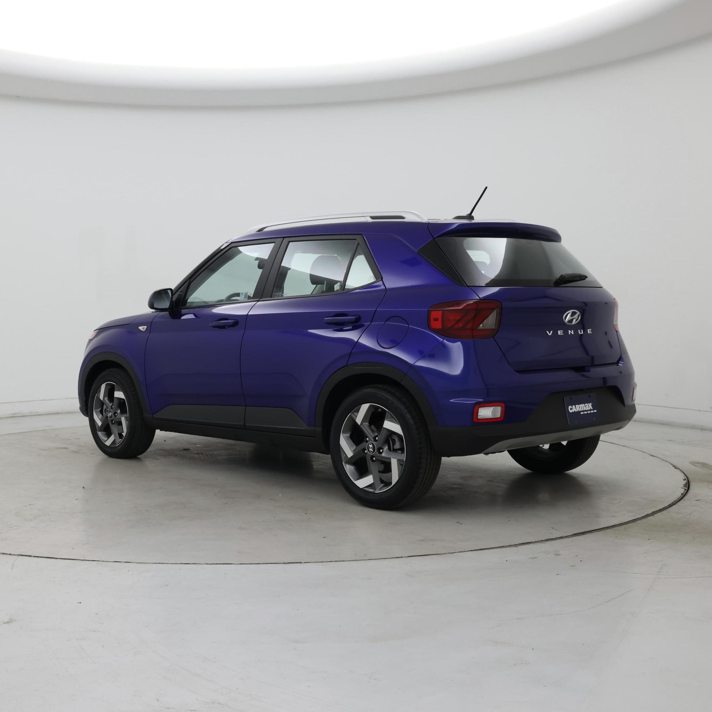 Thumbnail: 2025 Hyundai Venue - 2