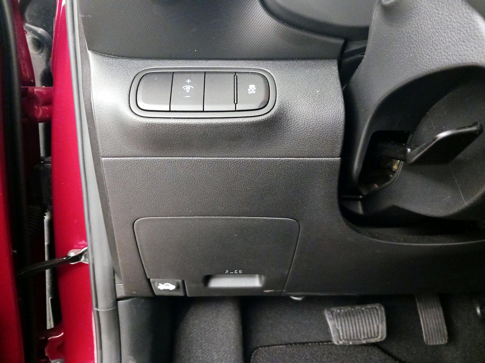 Thumbnail: 2025 Hyundai Venue - 13