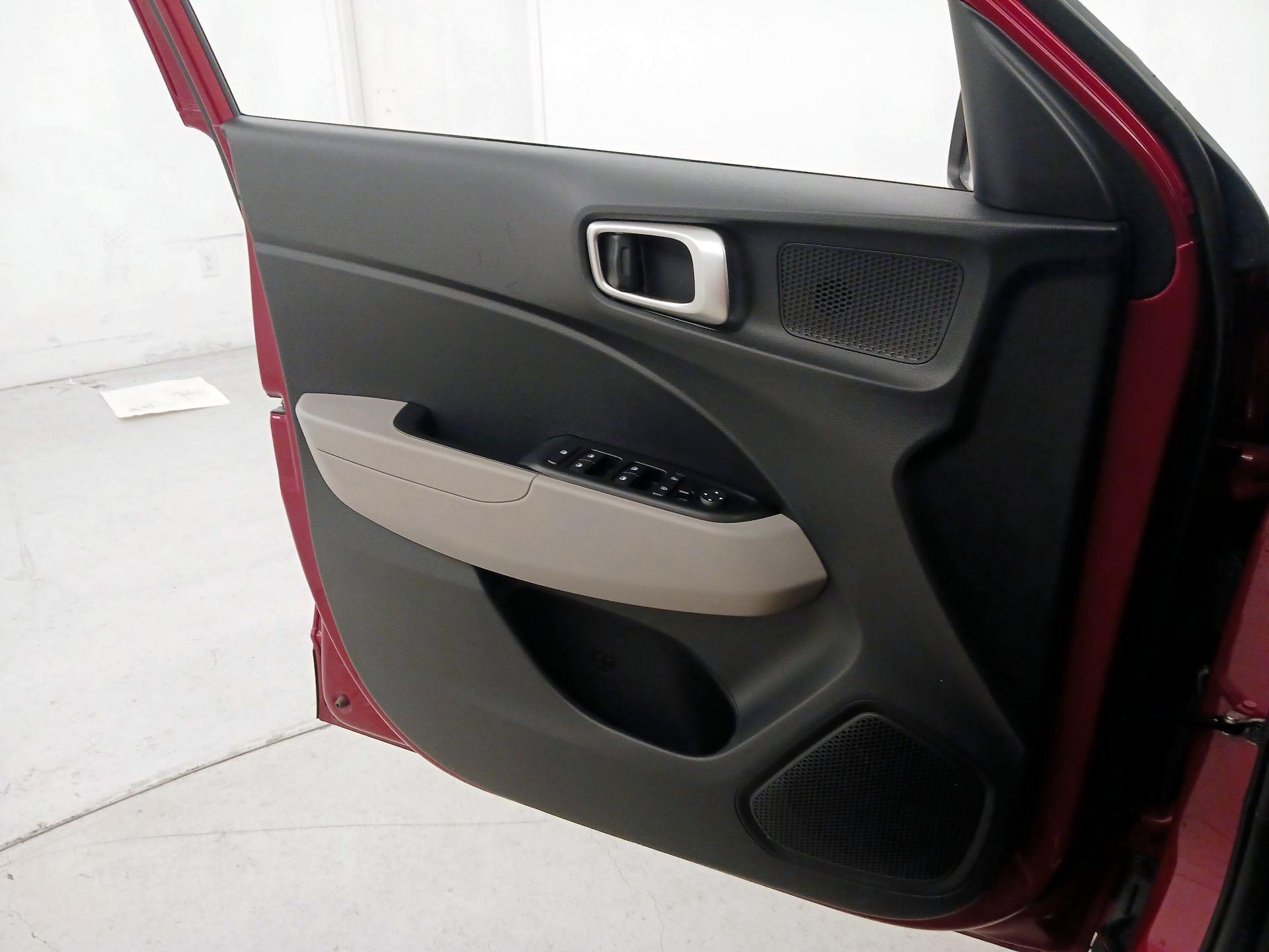 Thumbnail: 2025 Hyundai Venue - 12