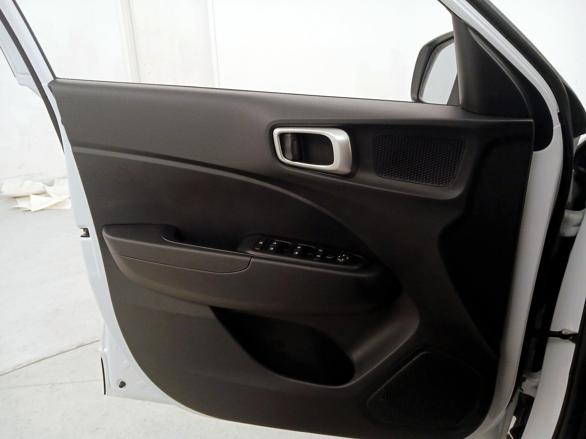 Thumbnail: 2025 Hyundai Venue - 12