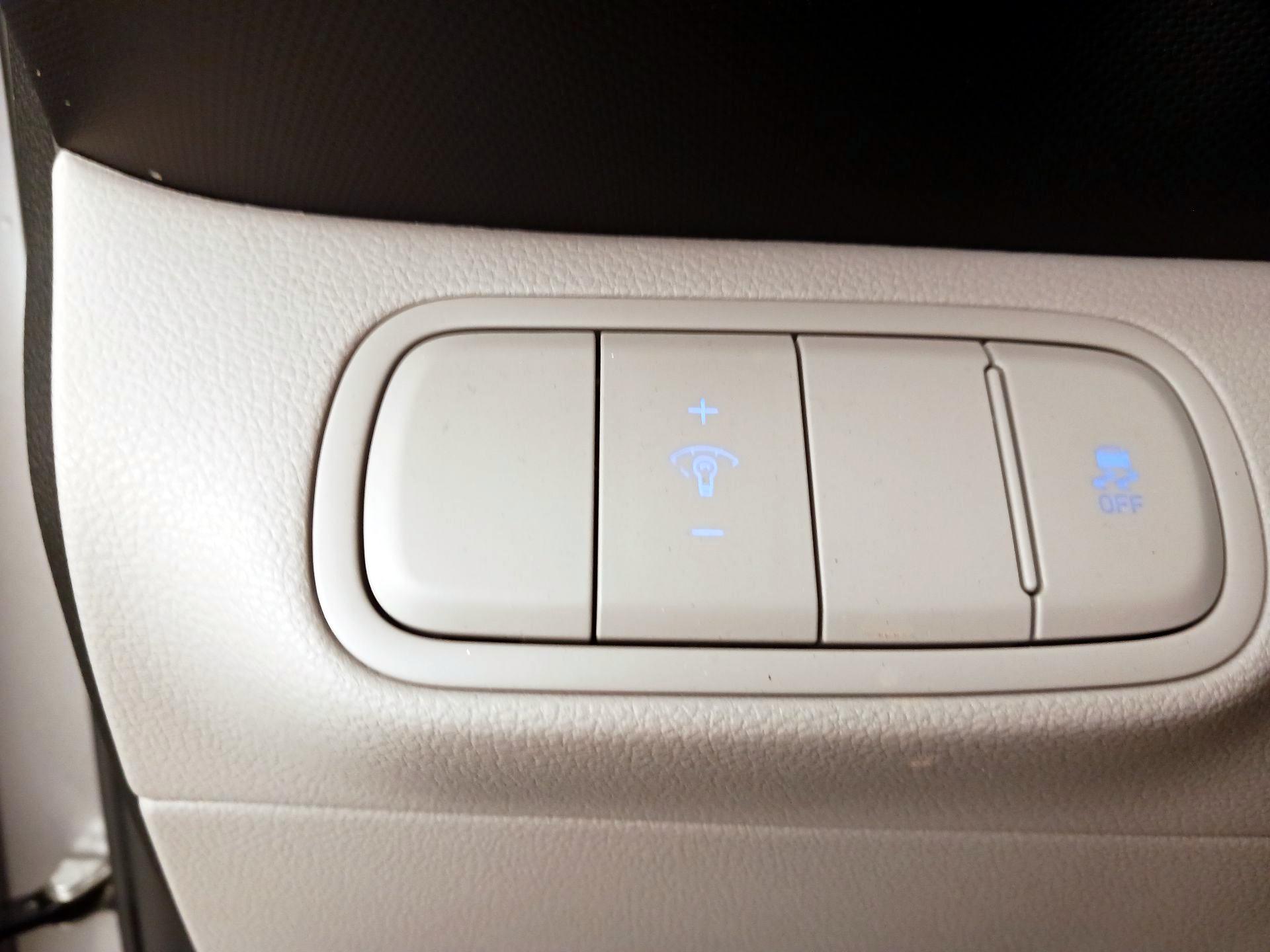 Thumbnail: 2025 Hyundai Venue - 13