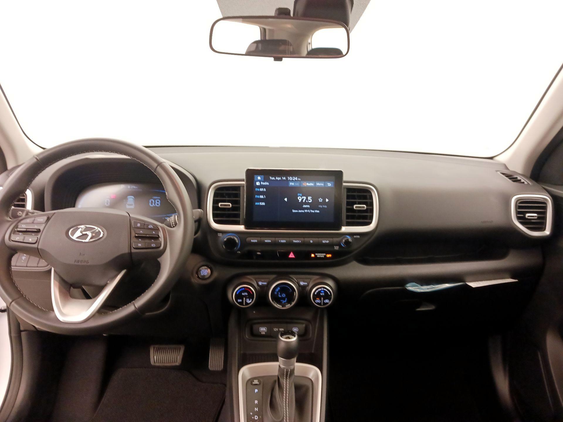 Thumbnail: 2025 Hyundai Venue - 9