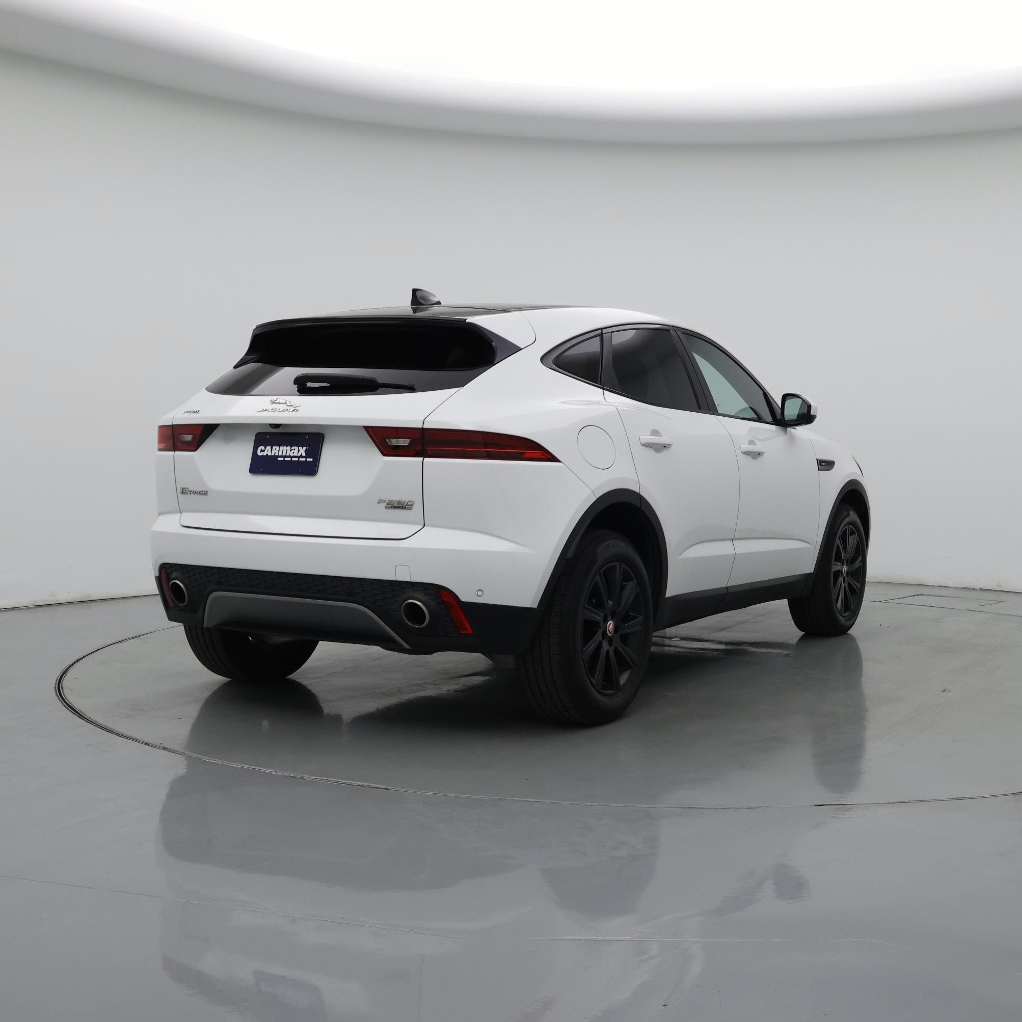 Thumbnail: 2019 Jaguar E-Pace - 8
