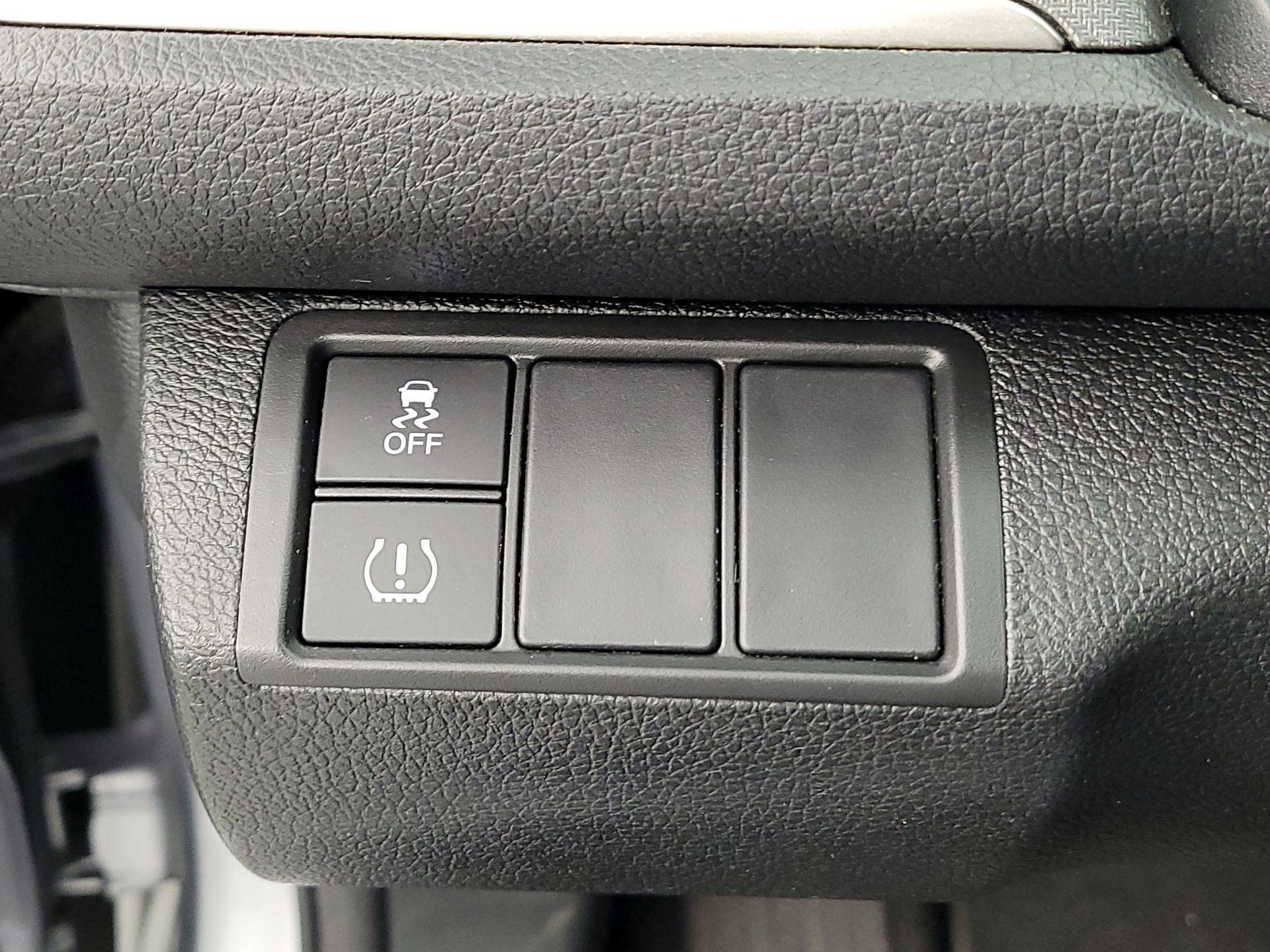 Thumbnail: 2016 Honda Civic - 13