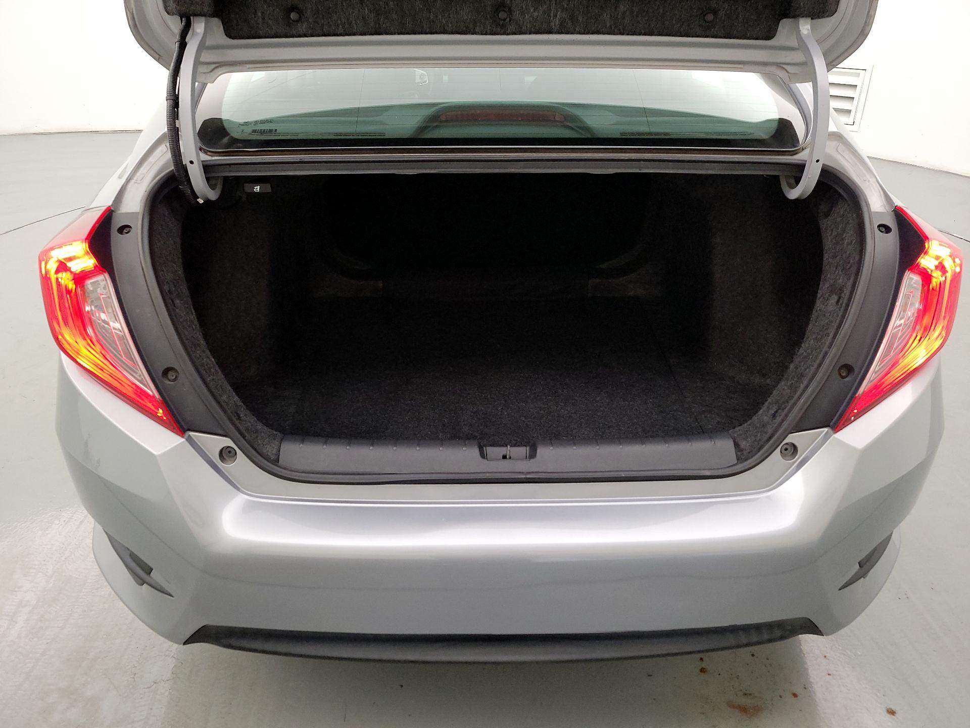 Thumbnail: 2016 Honda Civic - 19