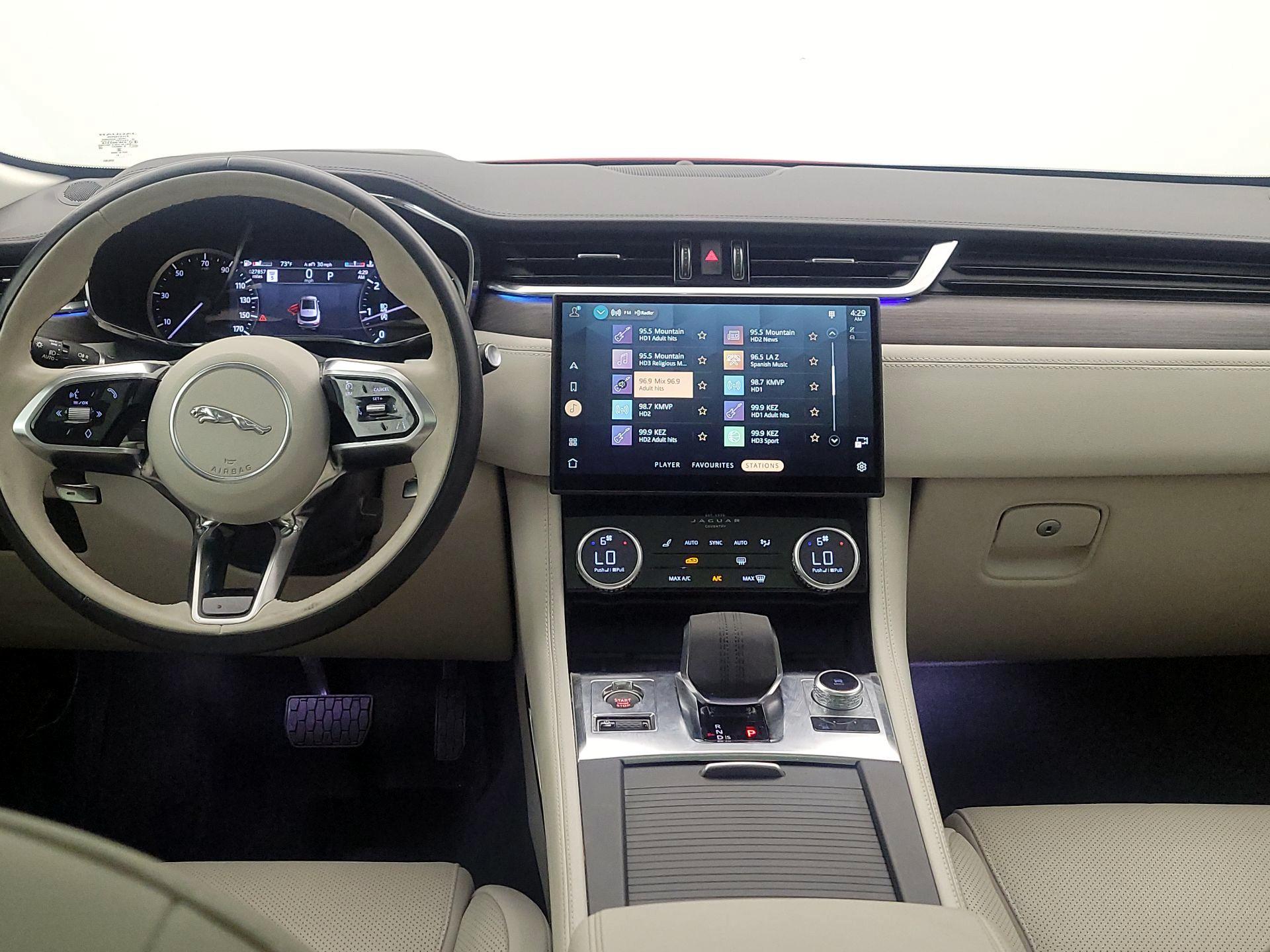 Thumbnail: 2023 Jaguar F-Pace - 9