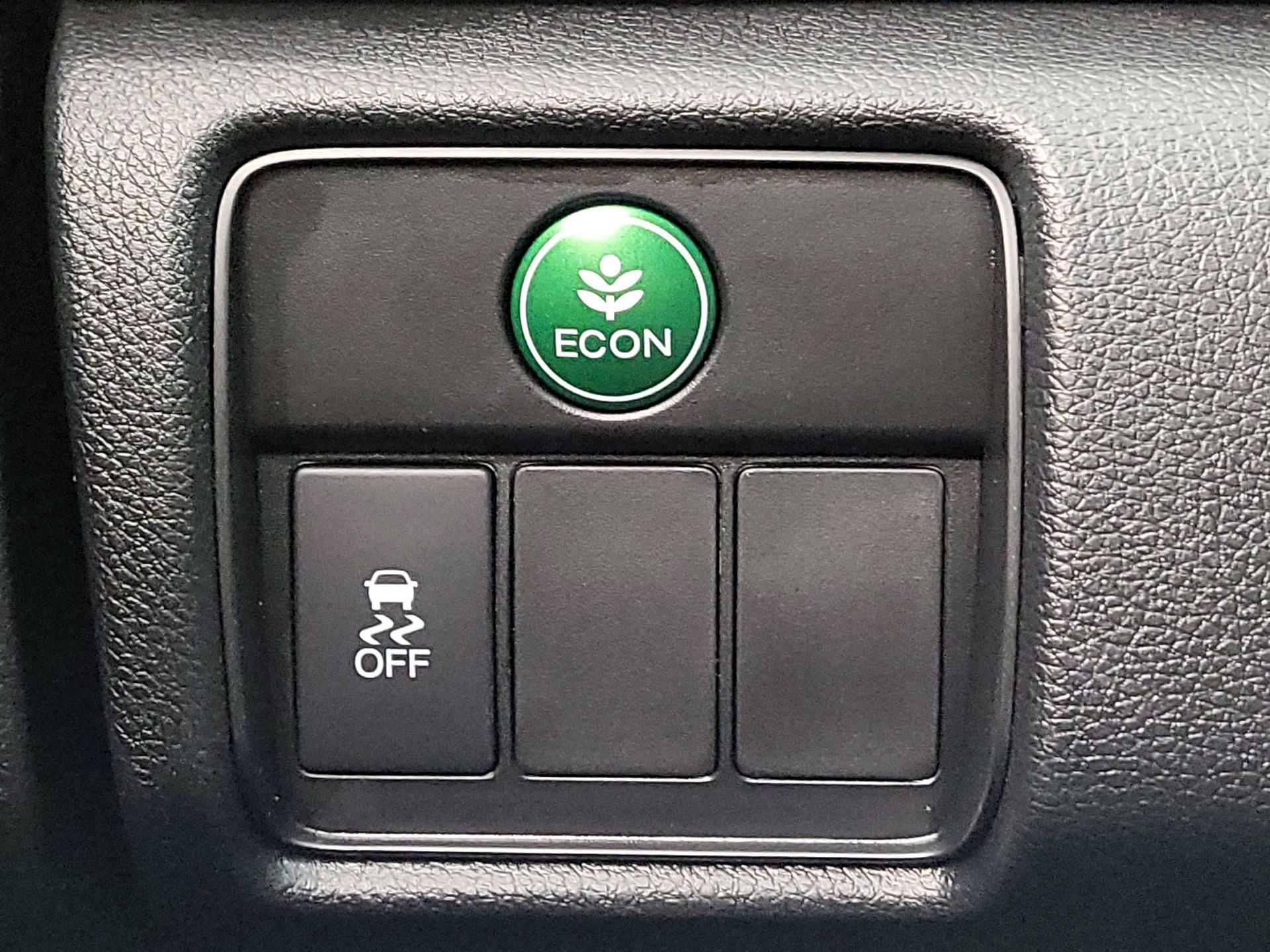 Thumbnail: 2015 Honda Accord - 13