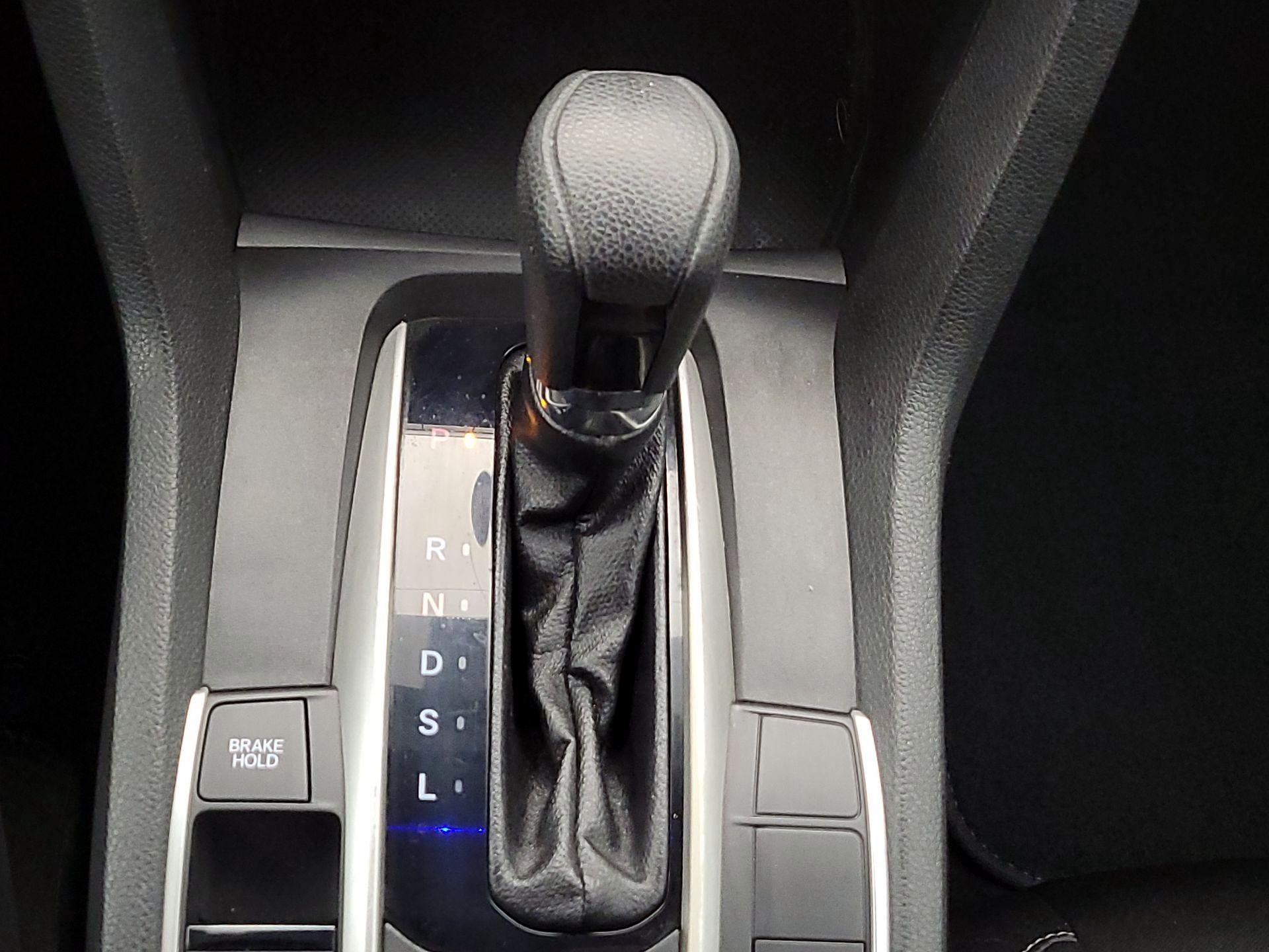 Thumbnail: 2016 Honda Civic - 17