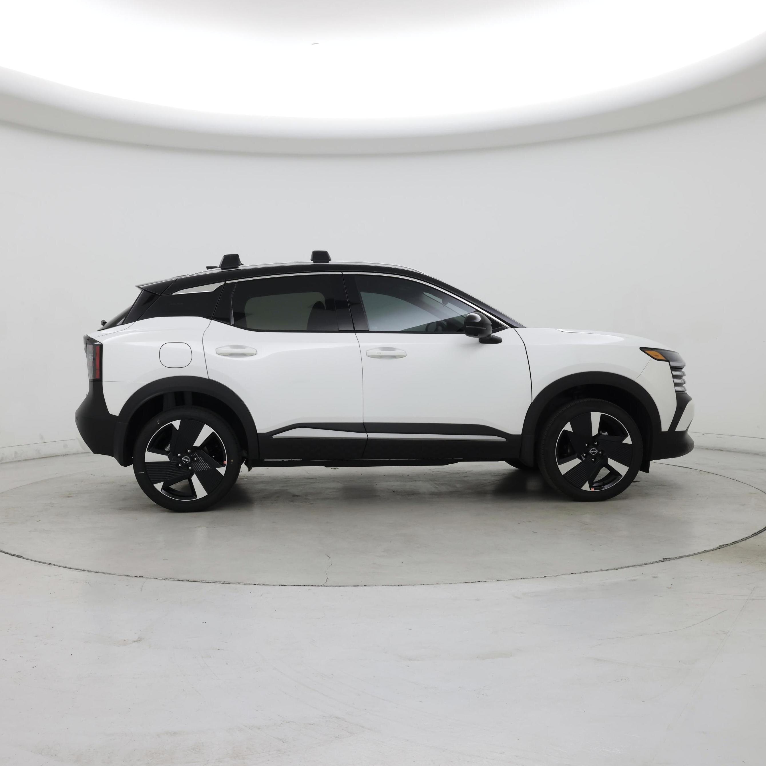 Thumbnail: 2026 Nissan Kicks - 7