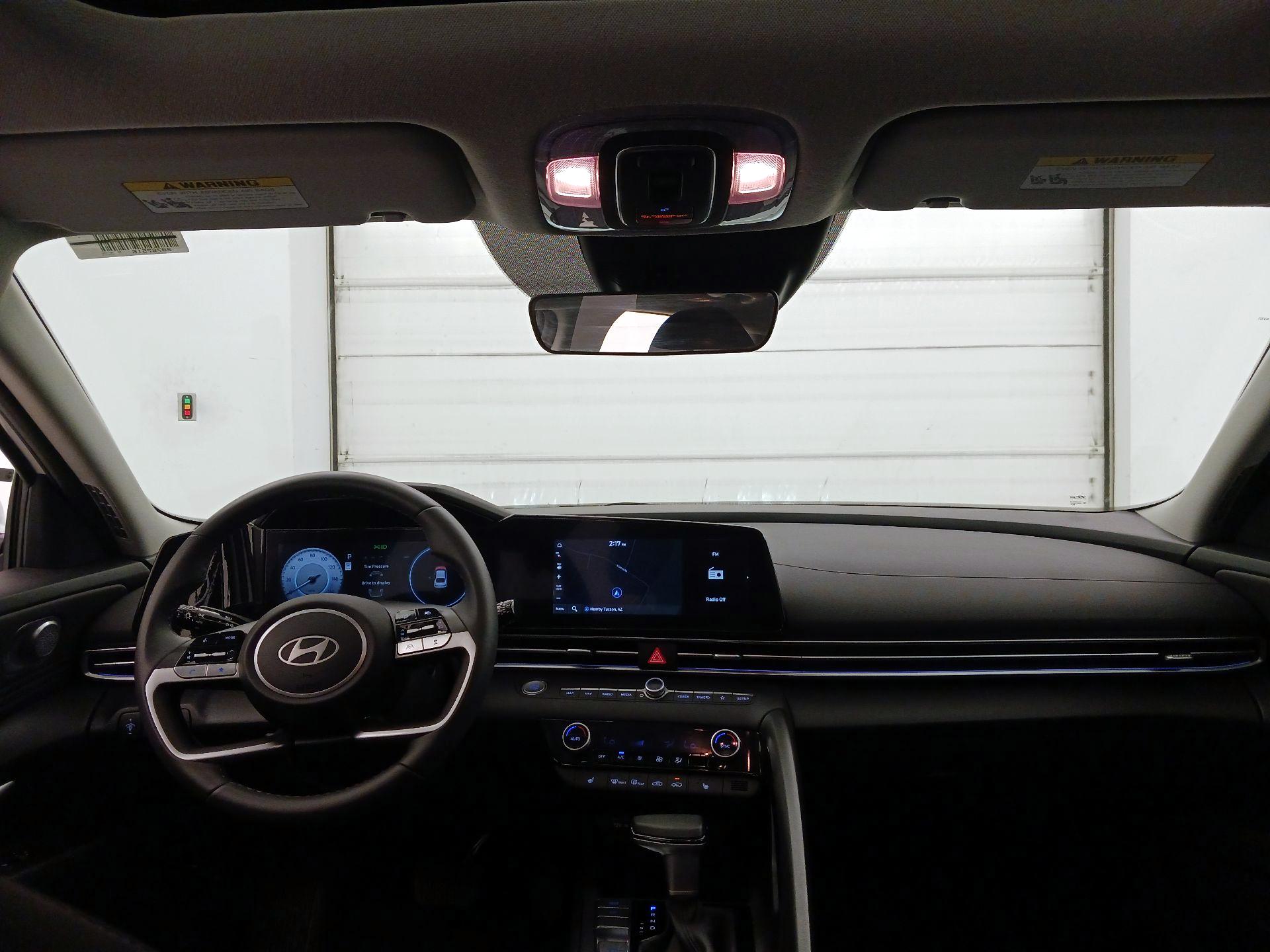 Thumbnail: 2025 Hyundai Elantra - 9