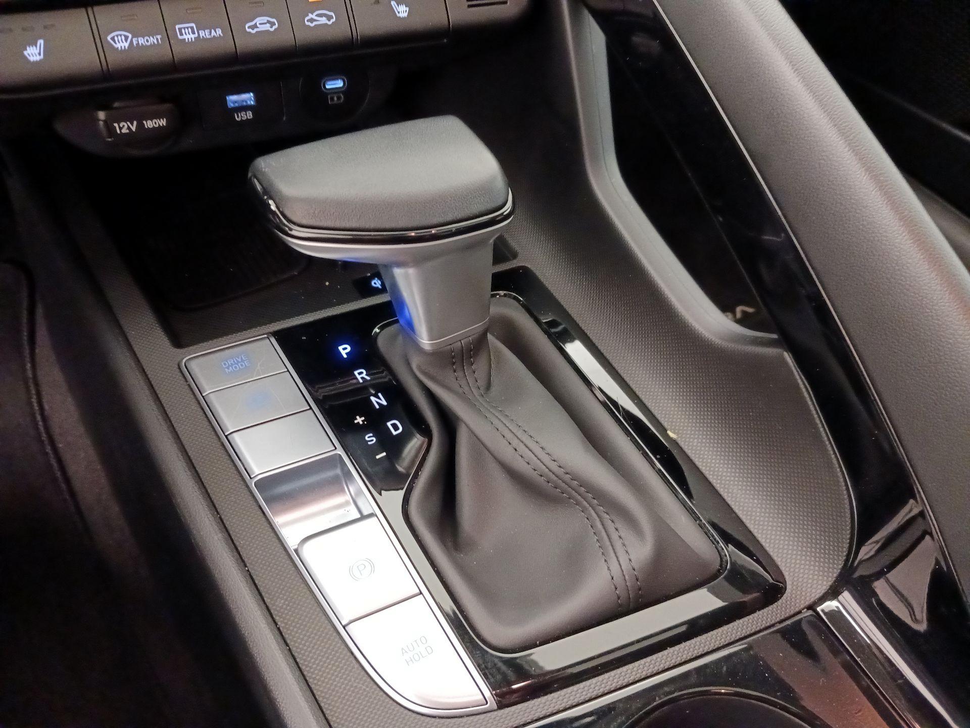 Thumbnail: 2025 Hyundai Elantra - 18