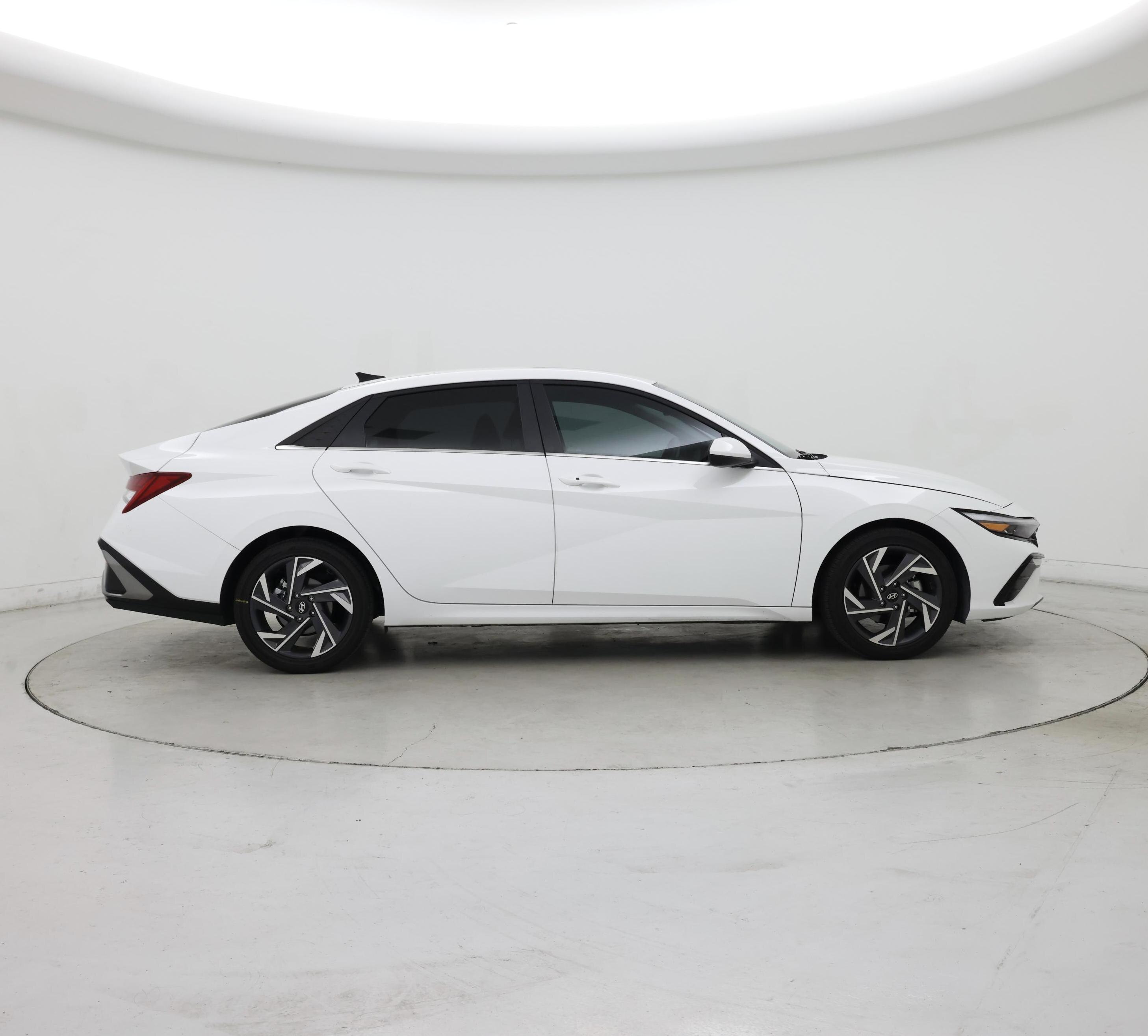 Thumbnail: 2025 Hyundai Elantra - 7