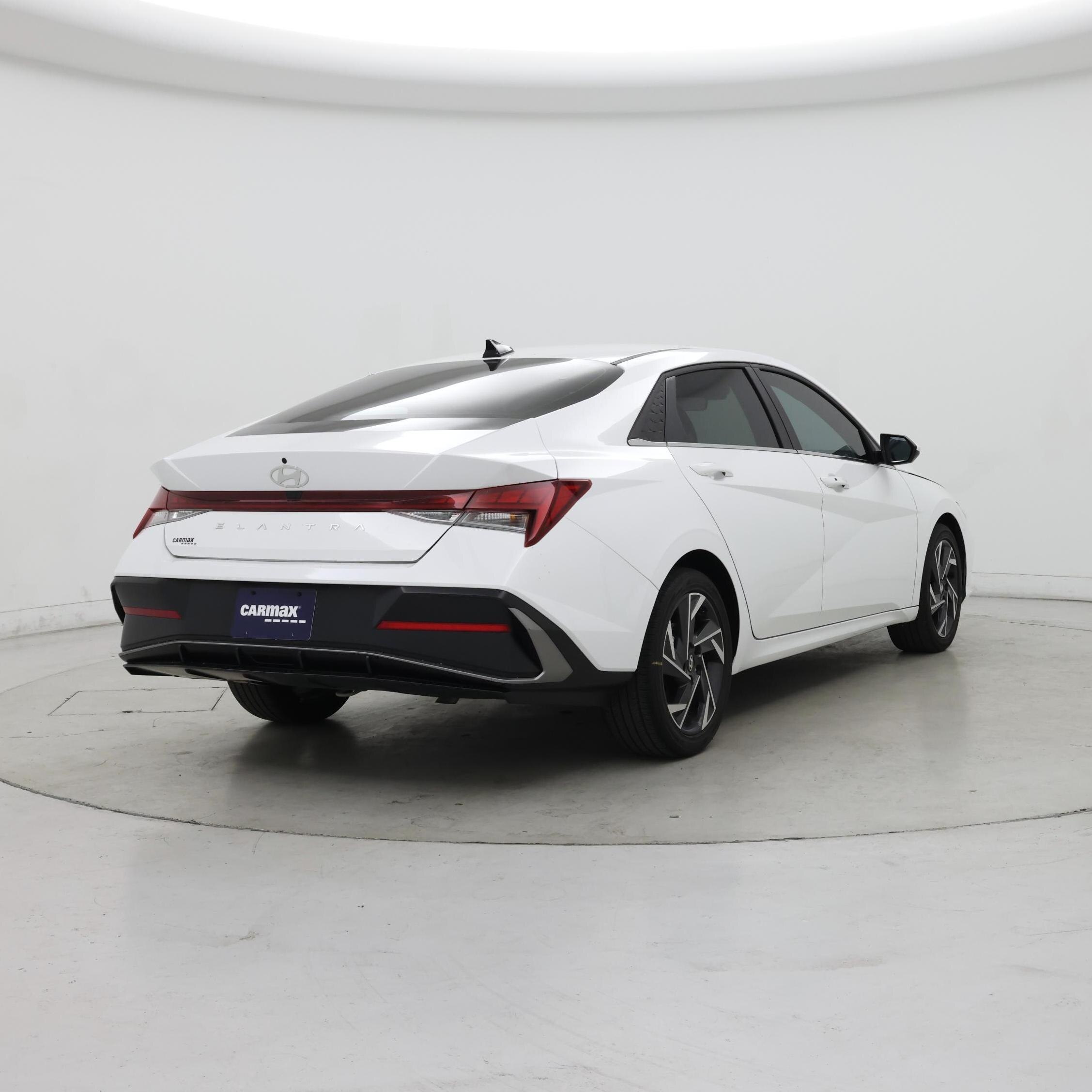 Thumbnail: 2025 Hyundai Elantra - 8