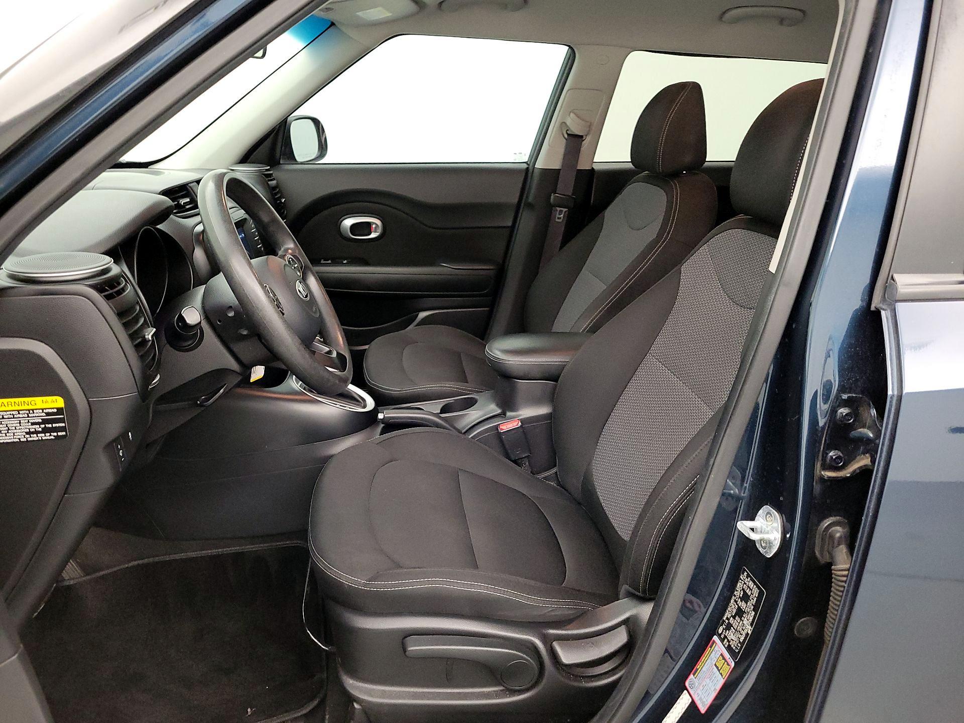 Thumbnail: 2018 Kia Soul - 11