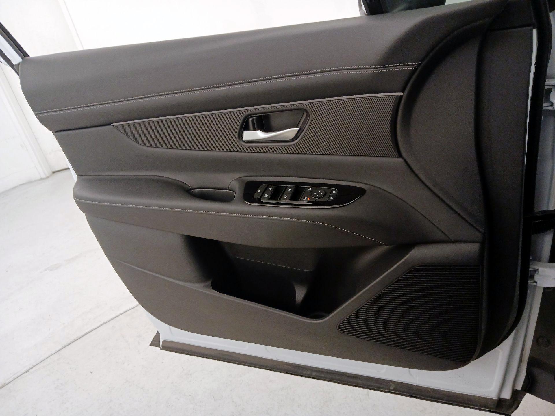 Thumbnail: 2026 Nissan Murano - 12