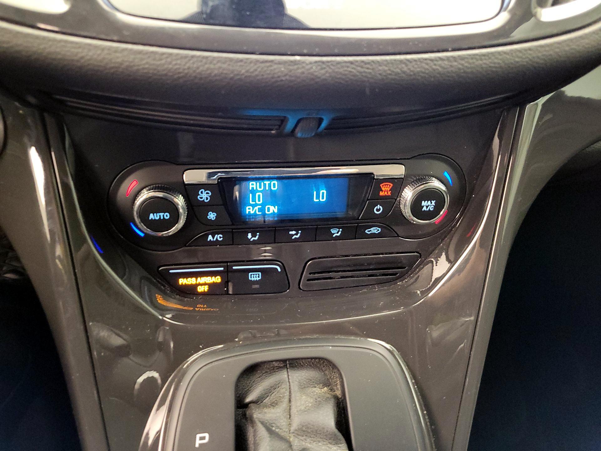 Thumbnail: 2016 Ford Escape - 16