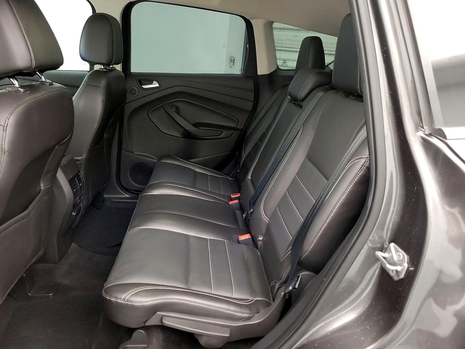 Thumbnail: 2016 Ford Escape - 19