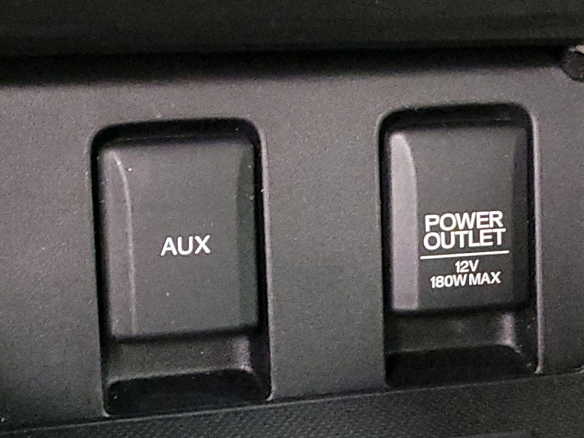 Thumbnail: 2015 Honda Civic - 18