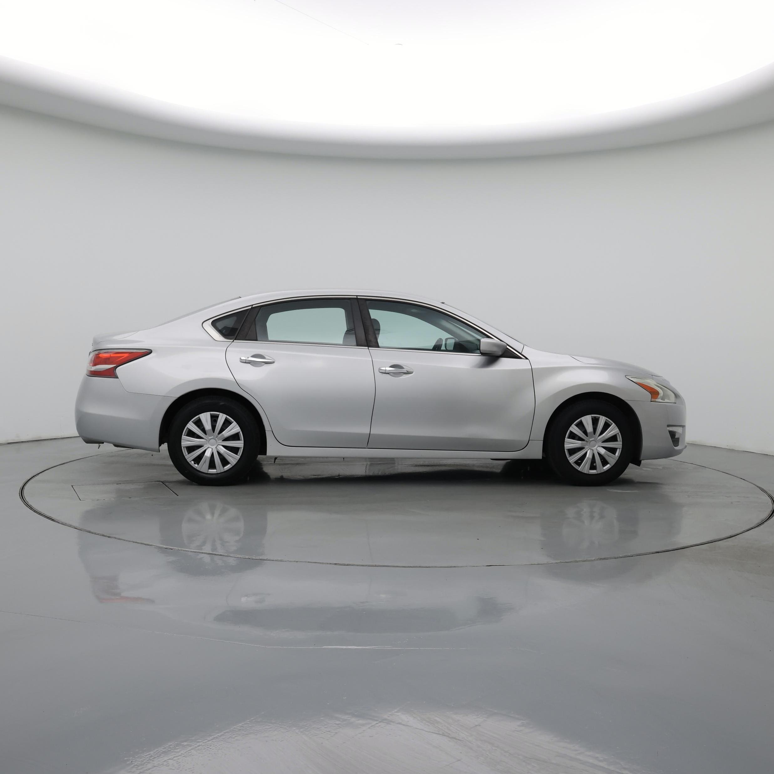 Thumbnail: 2015 Nissan Altima - 7