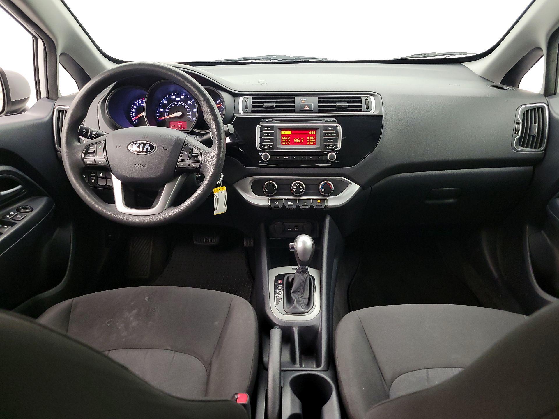 Thumbnail: 2017 Kia Rio - 9