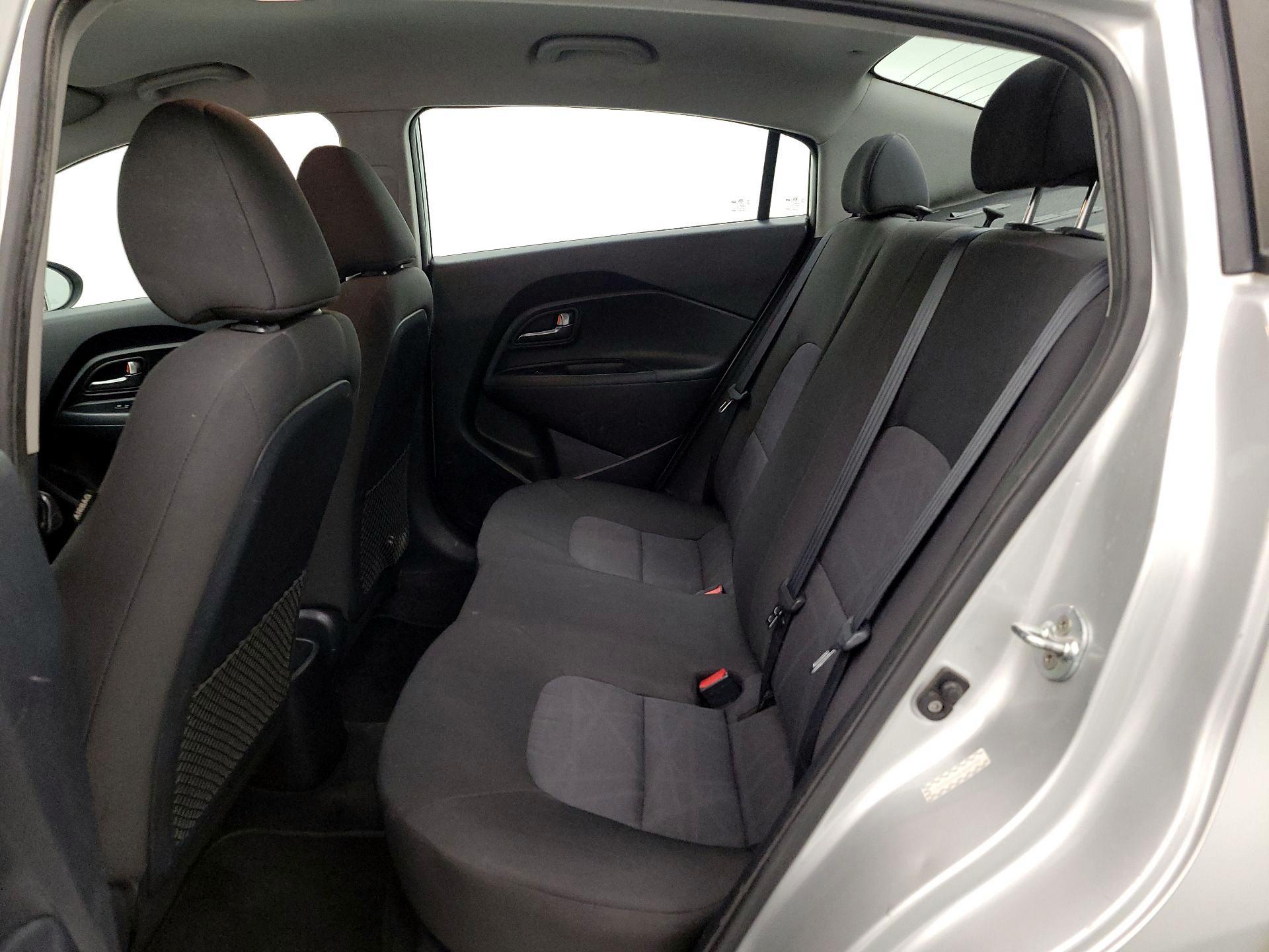 Thumbnail: 2017 Kia Rio - 18